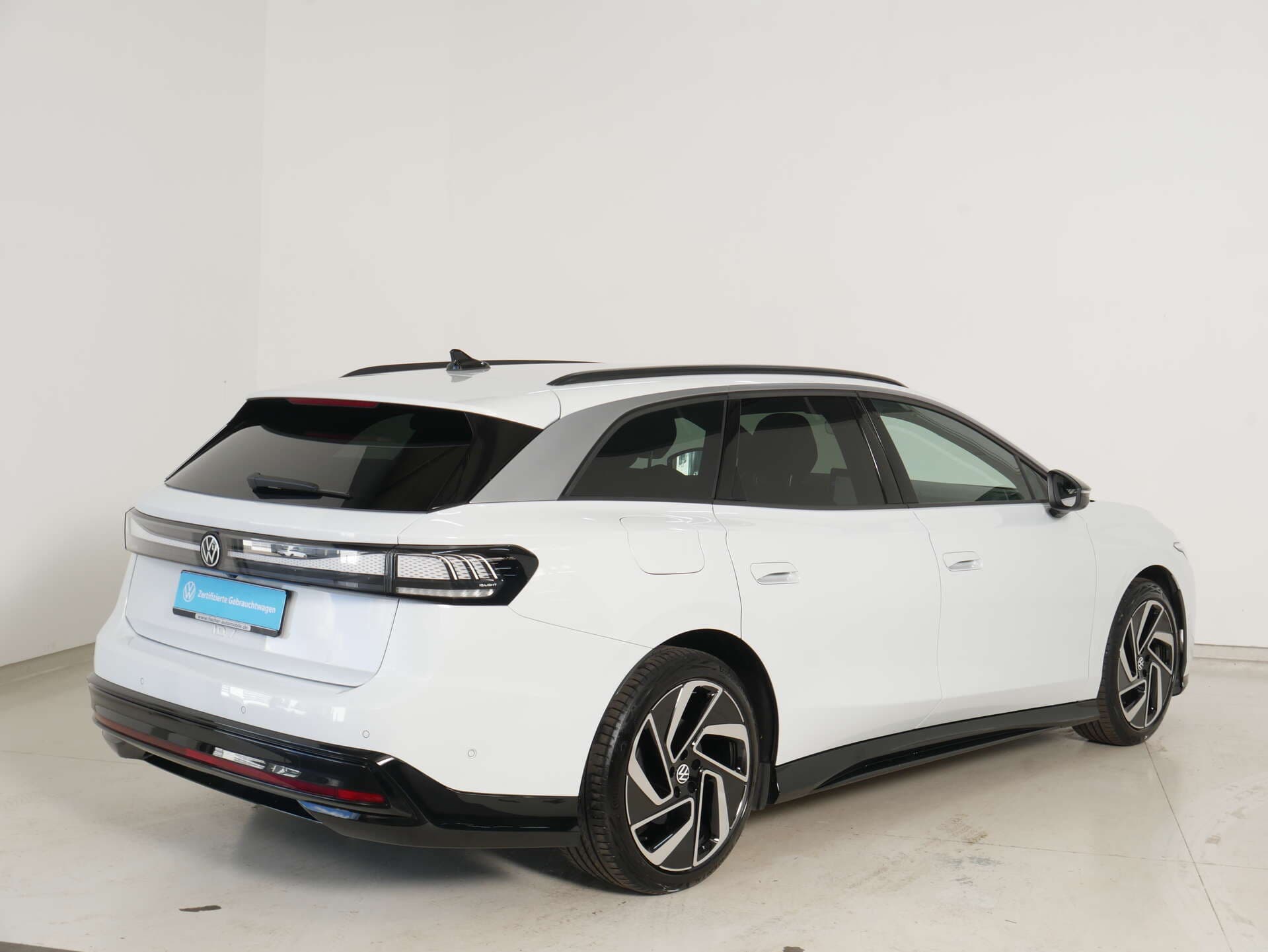 VOLKSWAGEN ID.7 Tourer, photo 8 sur 17