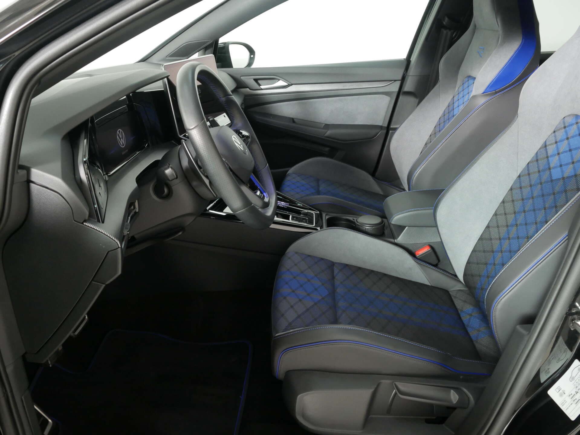 VOLKSWAGEN Golf, photo 12 sur 17