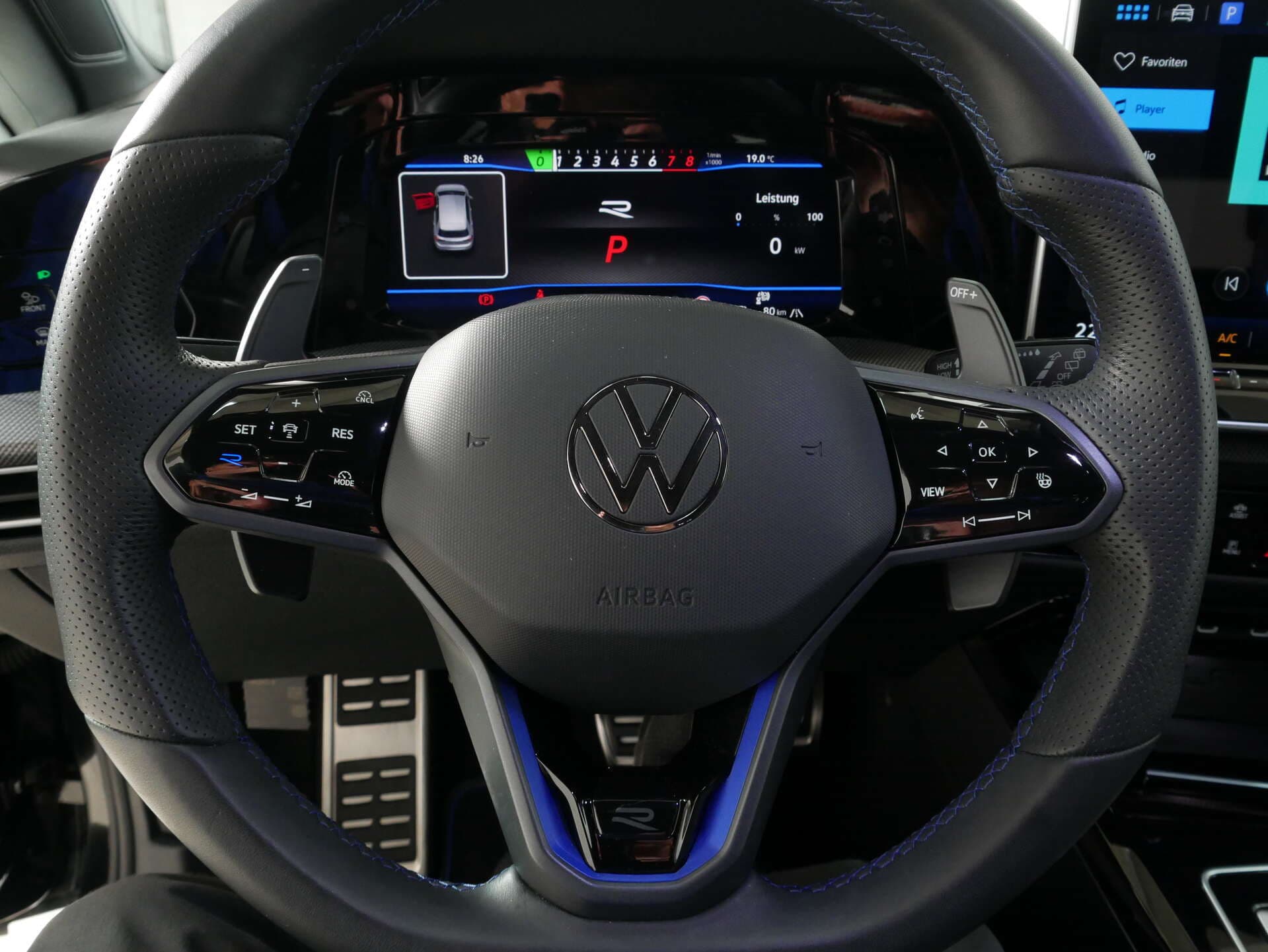 VOLKSWAGEN Golf, photo 15 sur 17