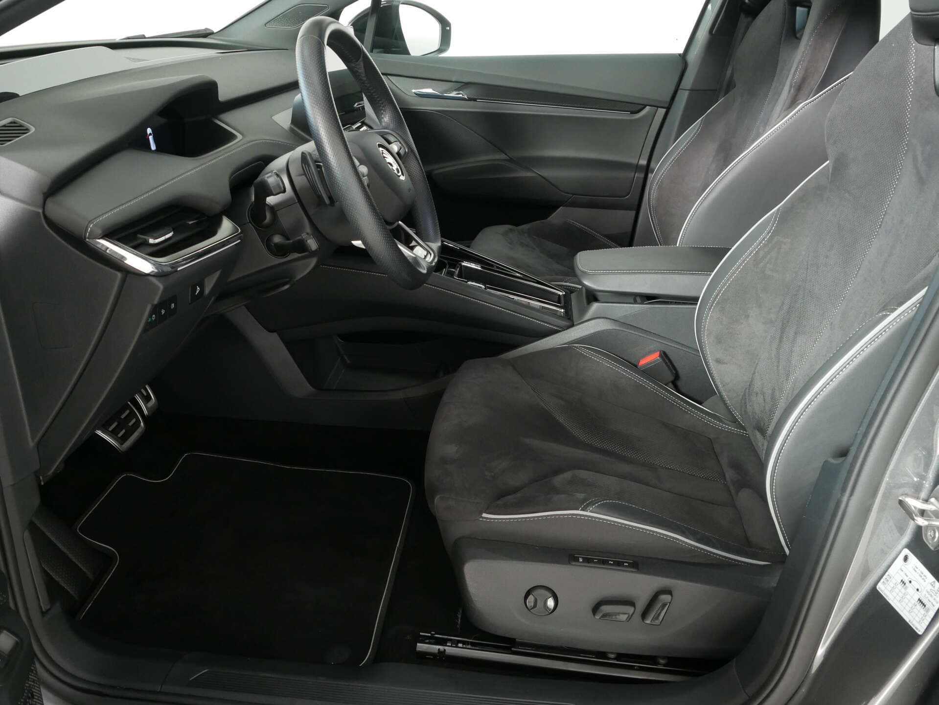 SKODA Enyaq, photo 13 sur 17