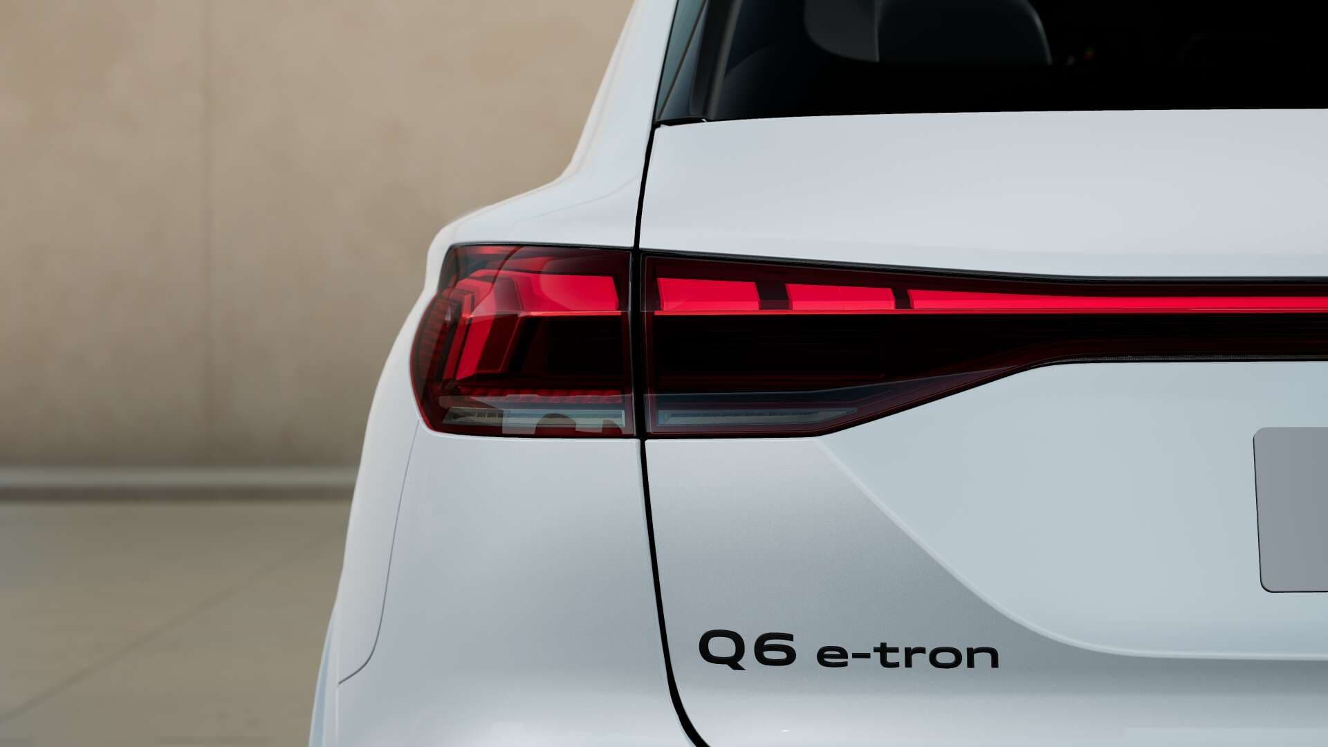 AUDI Q6 SUV, photo 10 sur 10