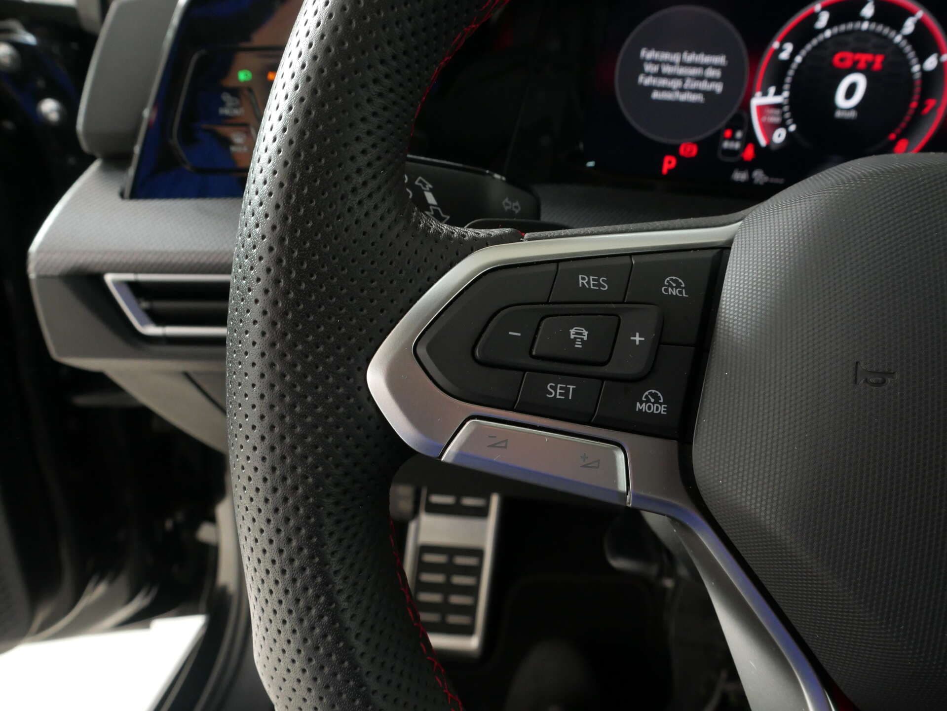 VOLKSWAGEN Golf, photo 9 sur 17