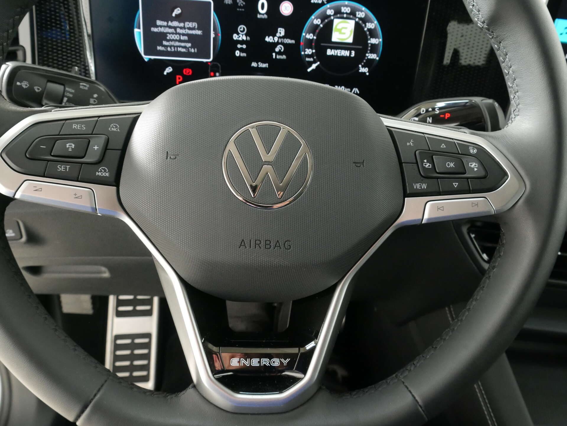 VOLKSWAGEN Tiguan, photo 10 sur 17