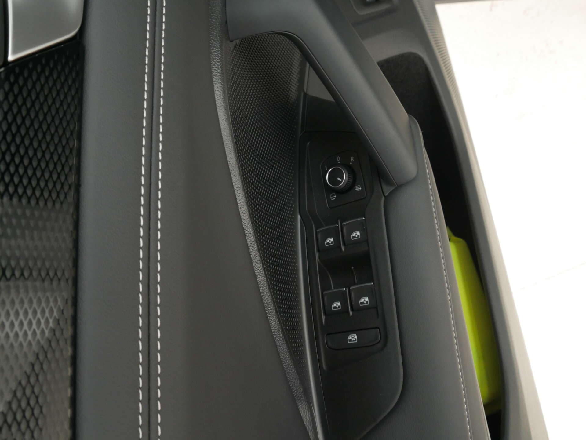 VOLKSWAGEN Tiguan, photo 16 sur 17