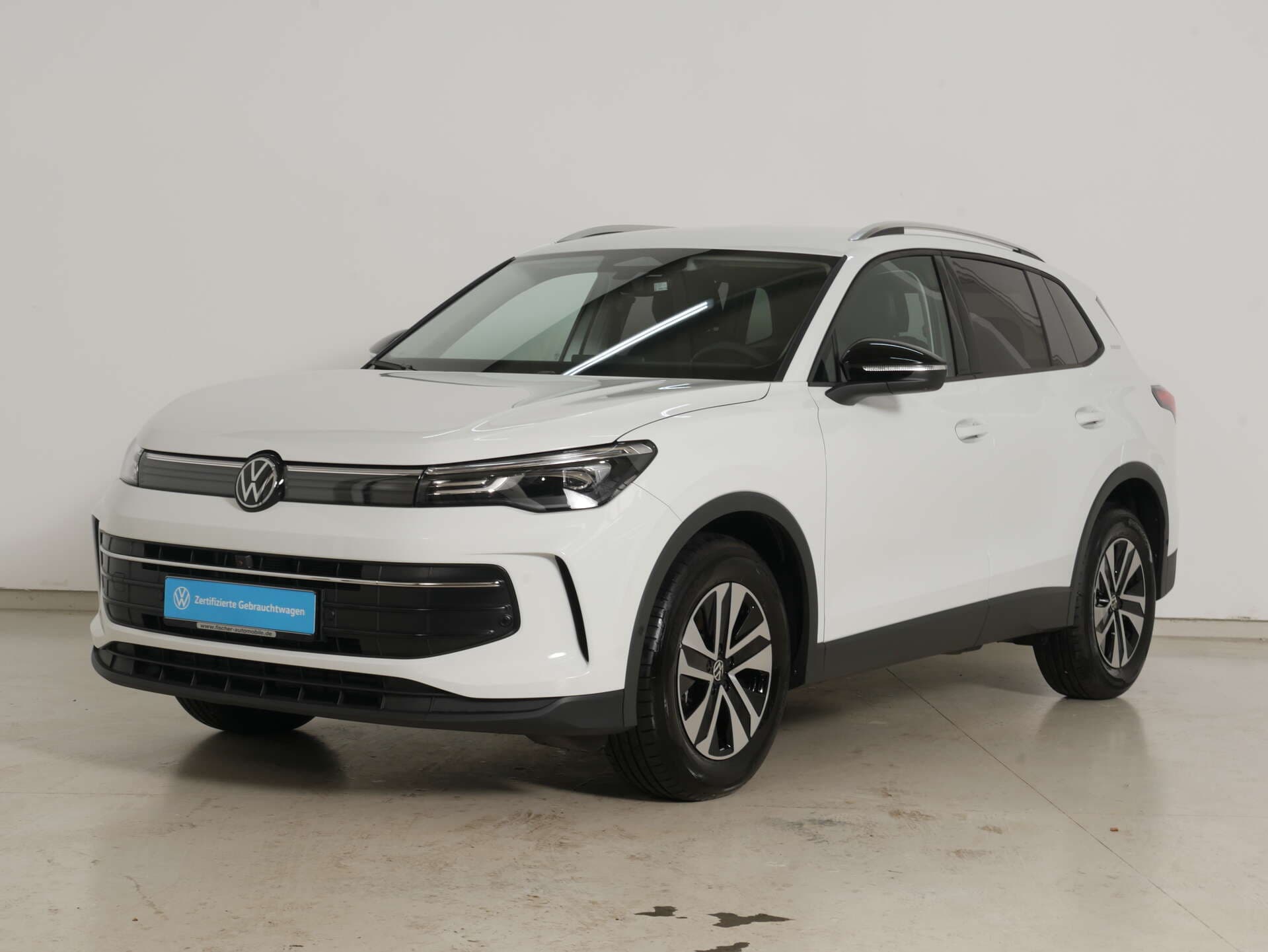 VOLKSWAGEN Tiguan, photo 1 sur 17