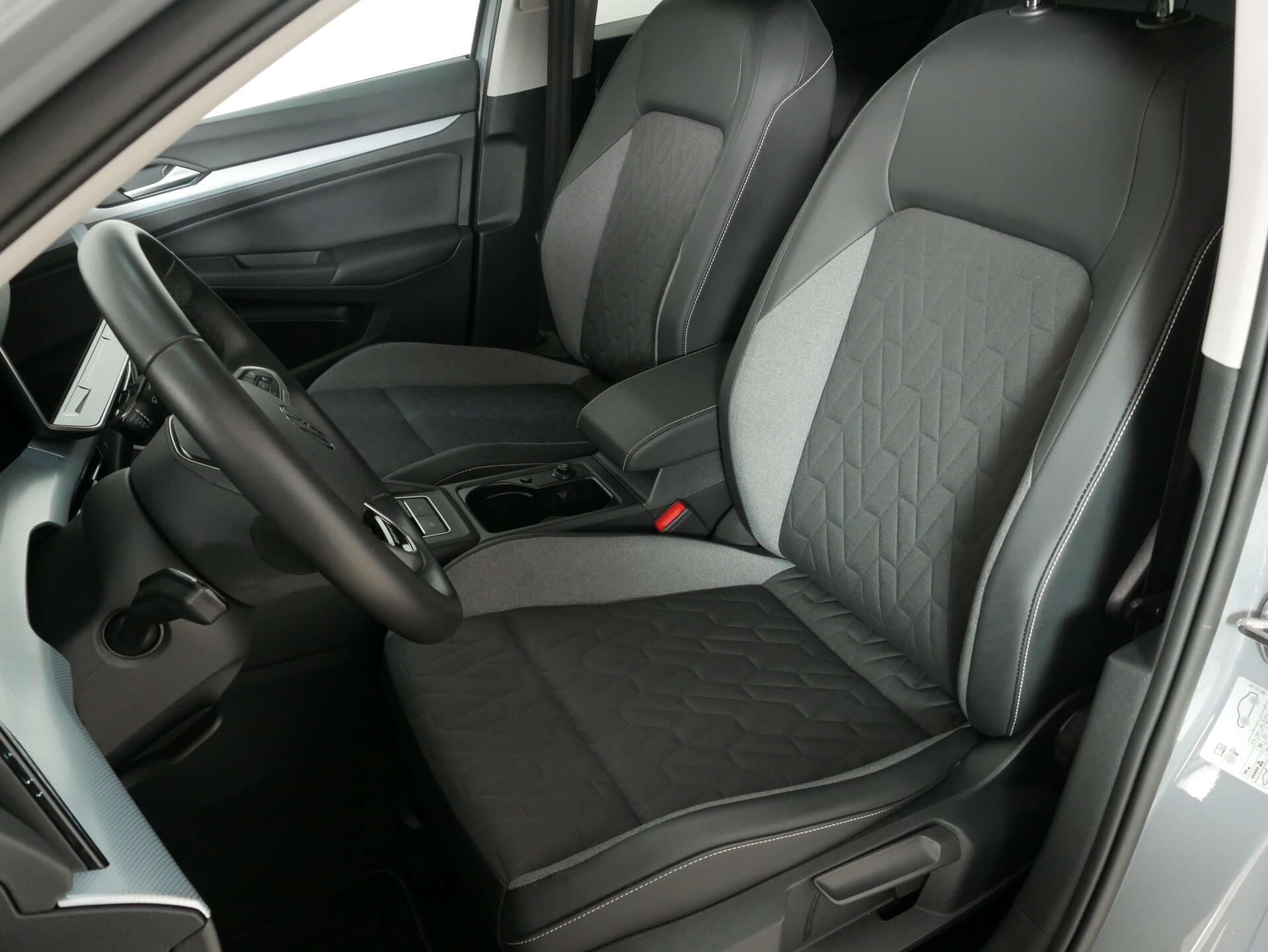 VOLKSWAGEN Golf, photo 10 sur 17