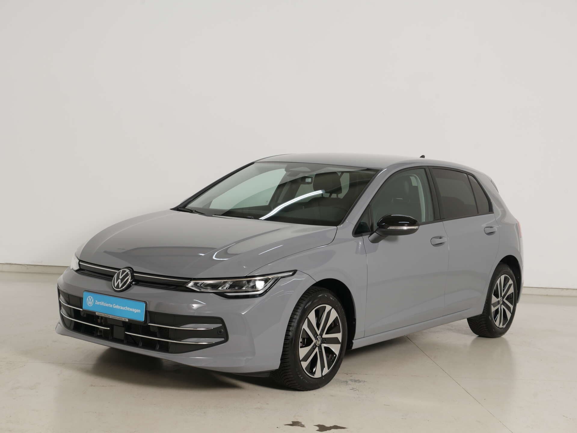 VOLKSWAGEN Golf, photo 1 sur 17