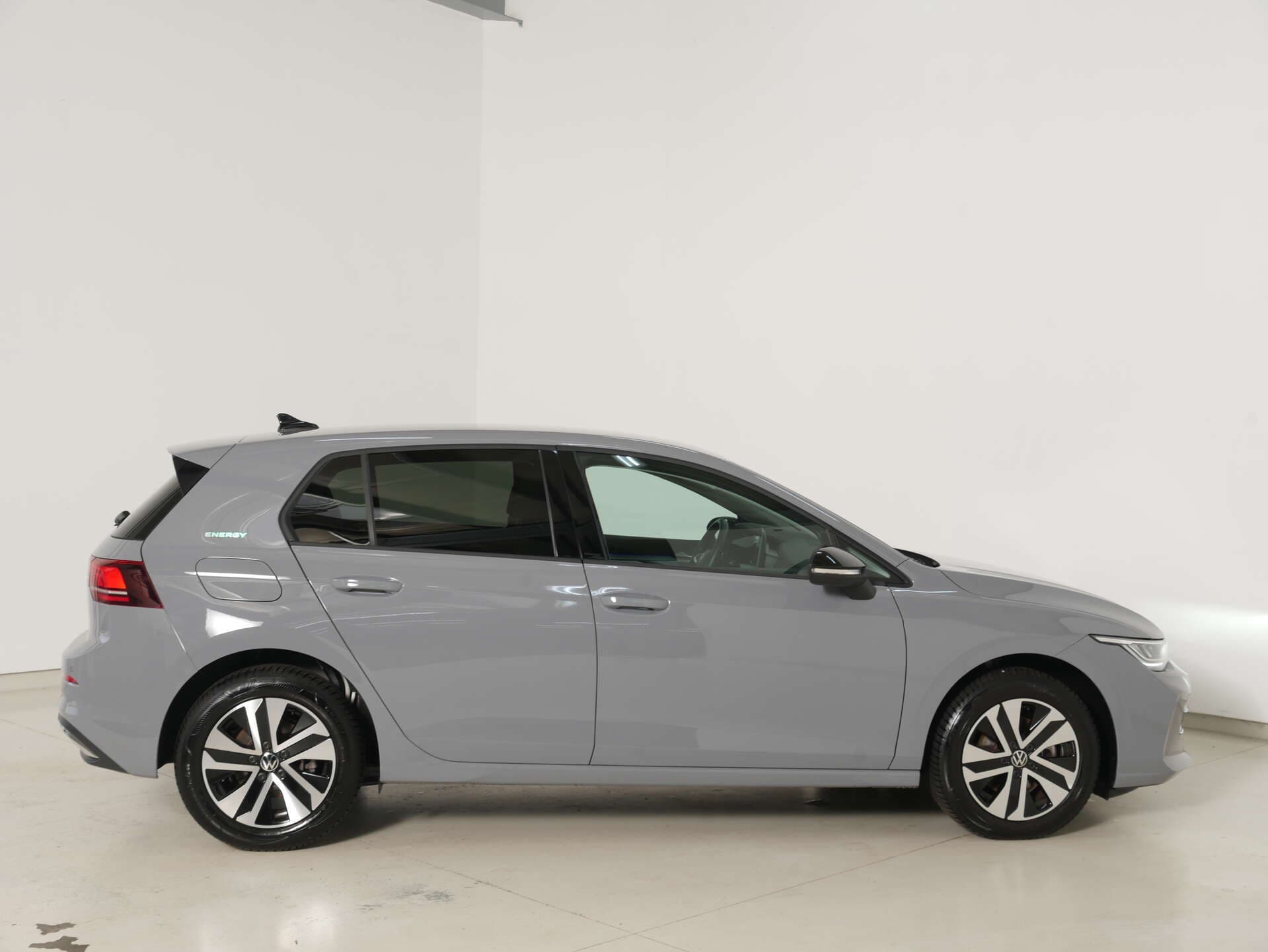 VOLKSWAGEN Golf, photo 4 sur 17