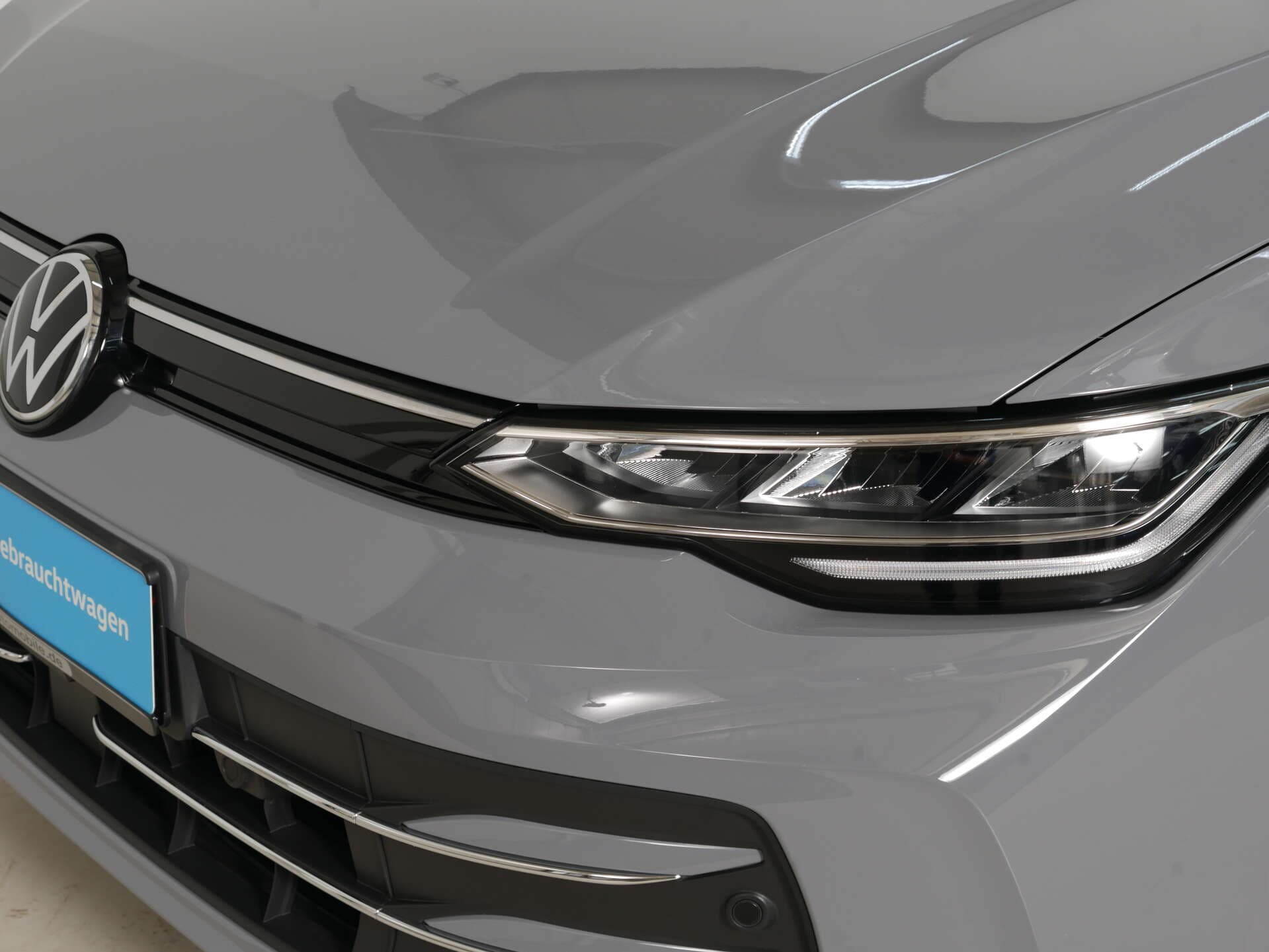 VOLKSWAGEN Golf, photo 8 sur 17