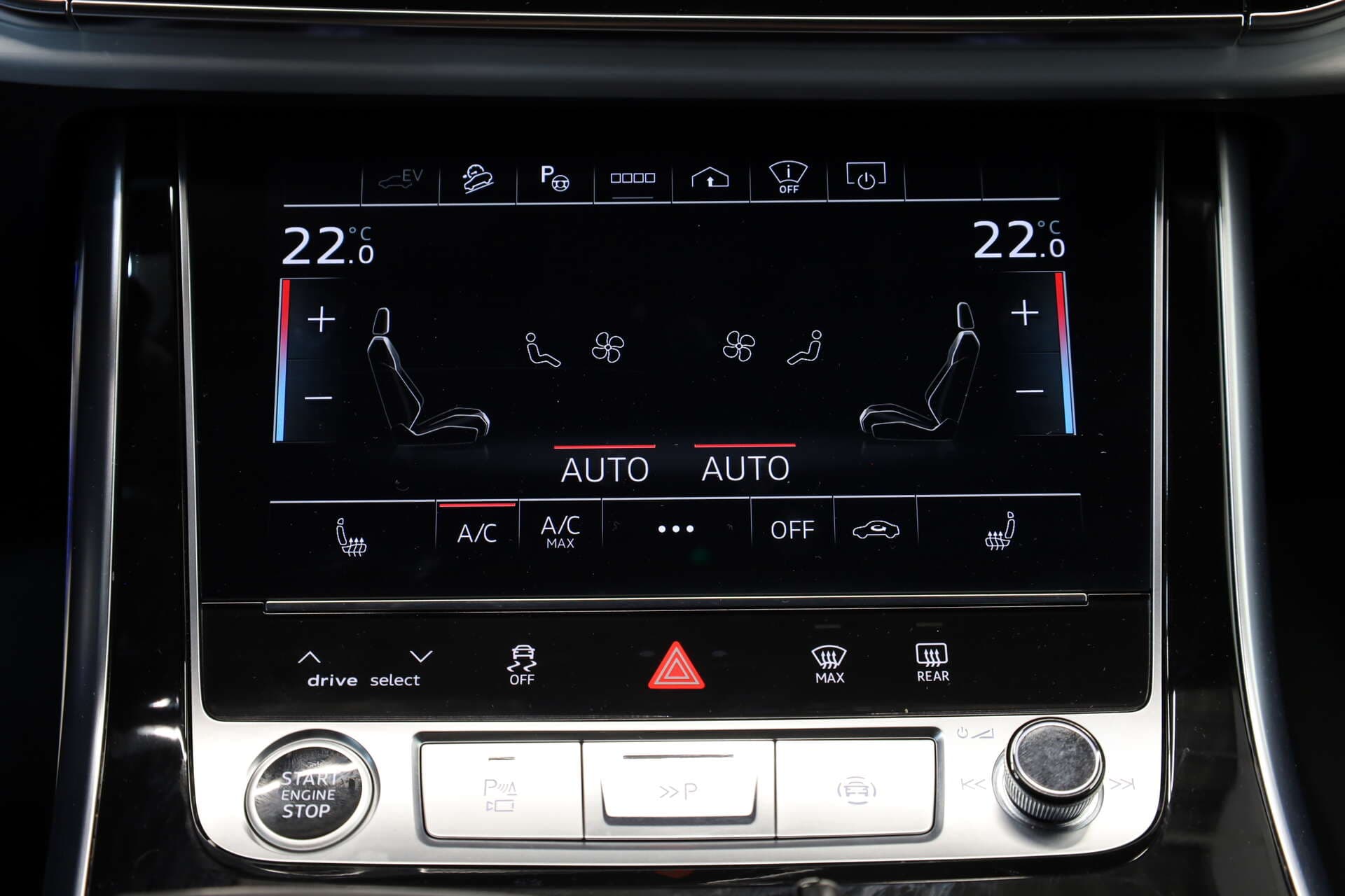 AUDI Q7, photo 15 sur 17