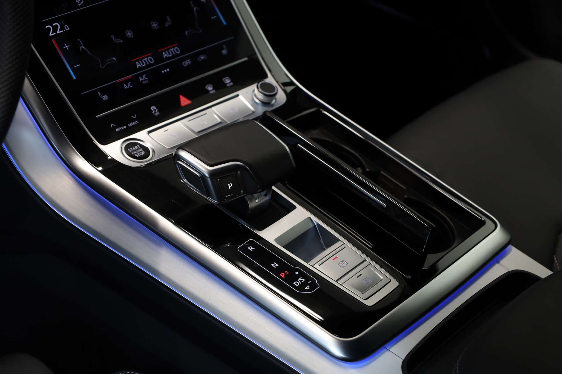 AUDI Q7, photo 16 sur 17