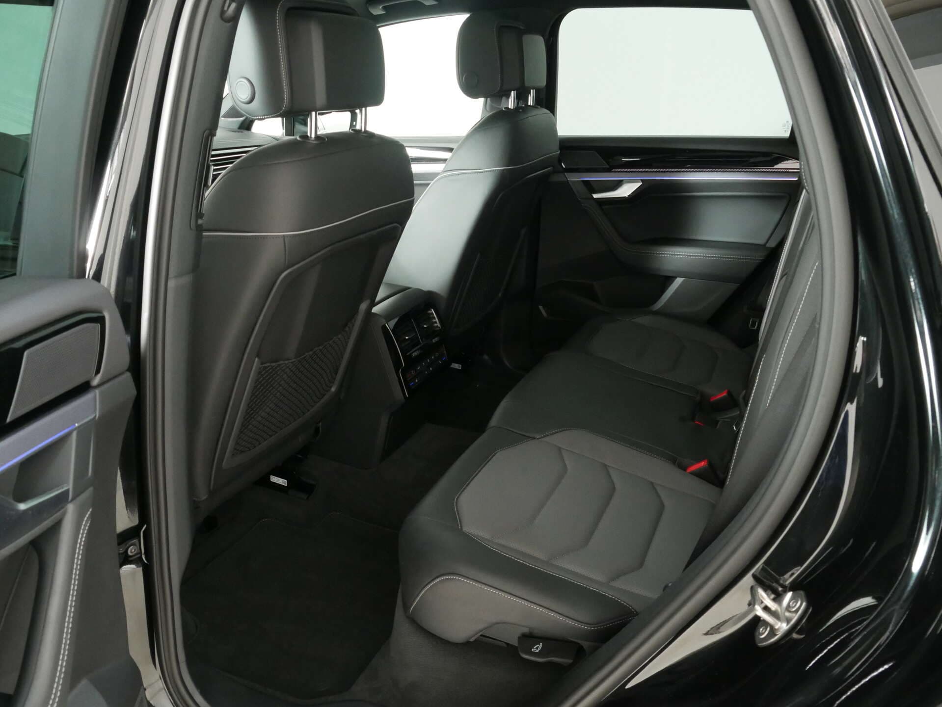 VOLKSWAGEN Touareg, photo 11 sur 17