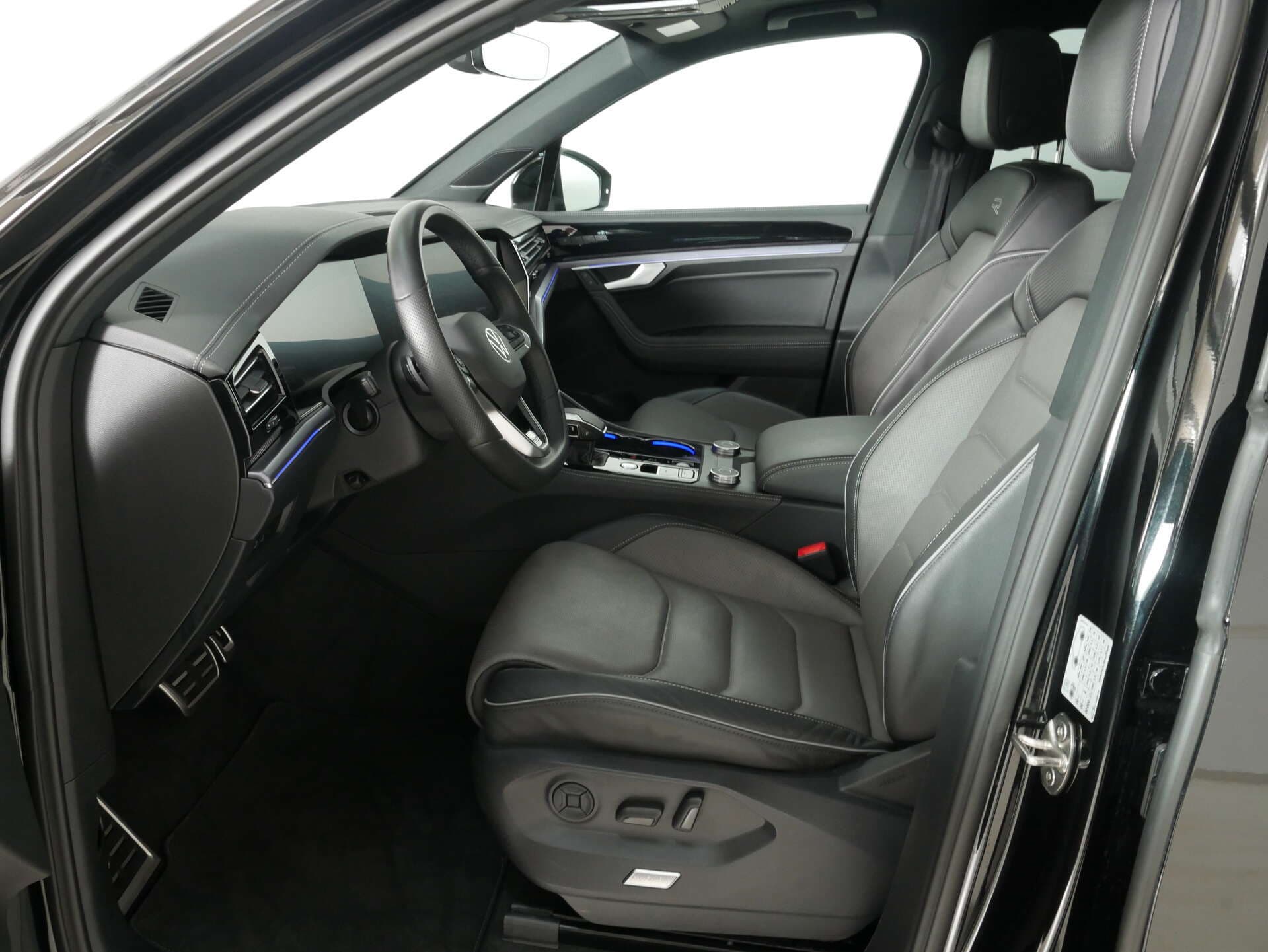 VOLKSWAGEN Touareg, photo 12 sur 17