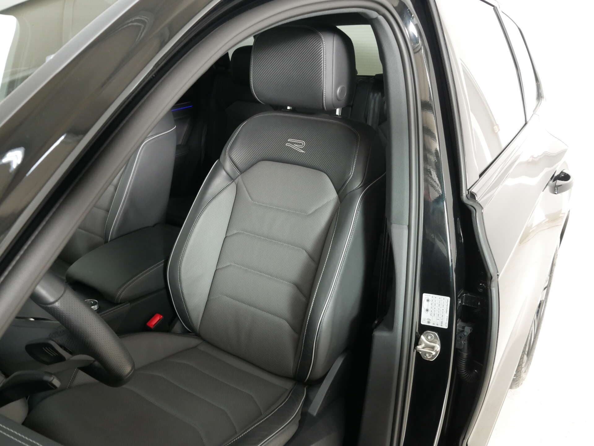 VOLKSWAGEN Touareg, photo 14 sur 17