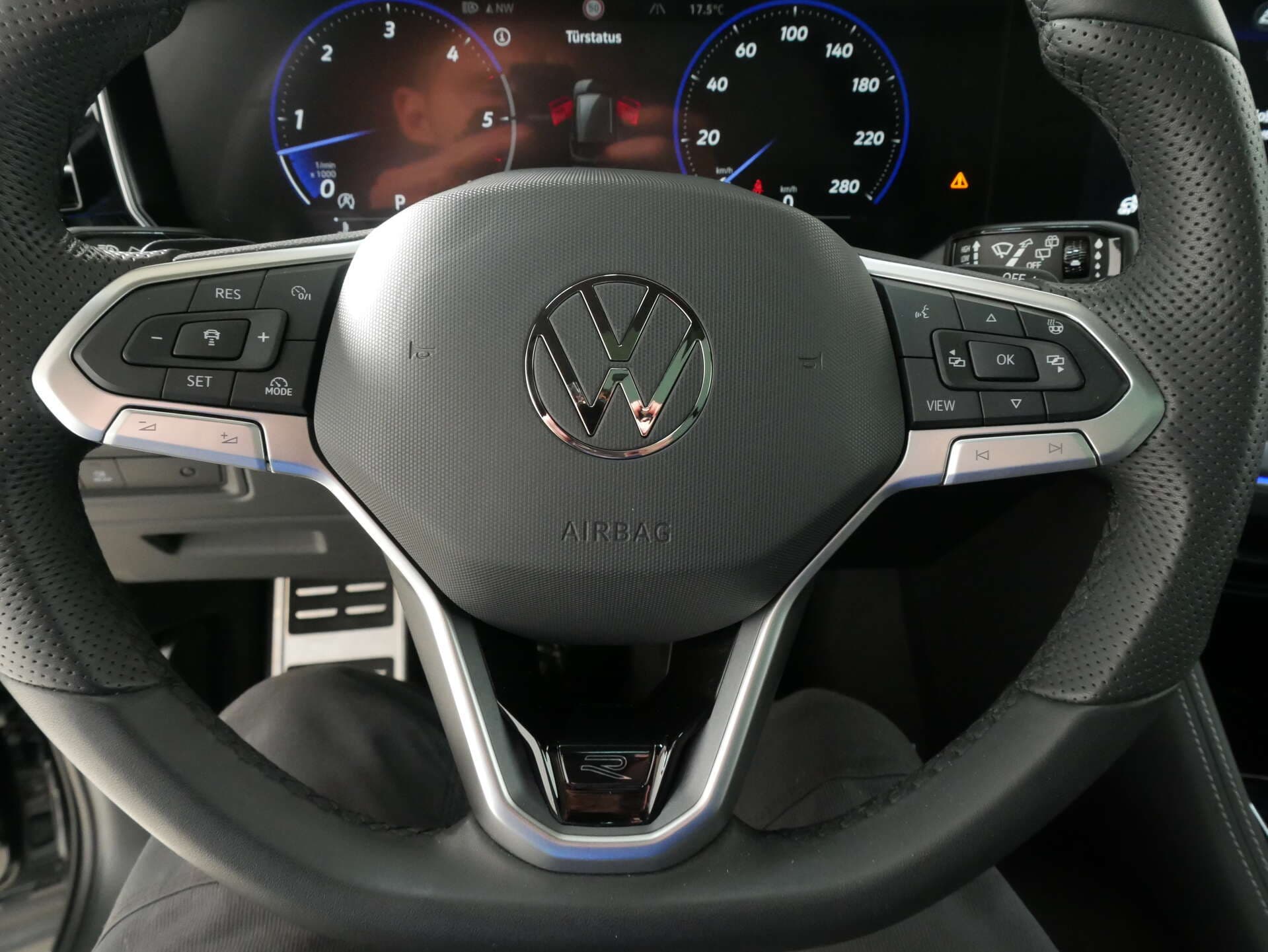 VOLKSWAGEN Touareg, photo 8 sur 17