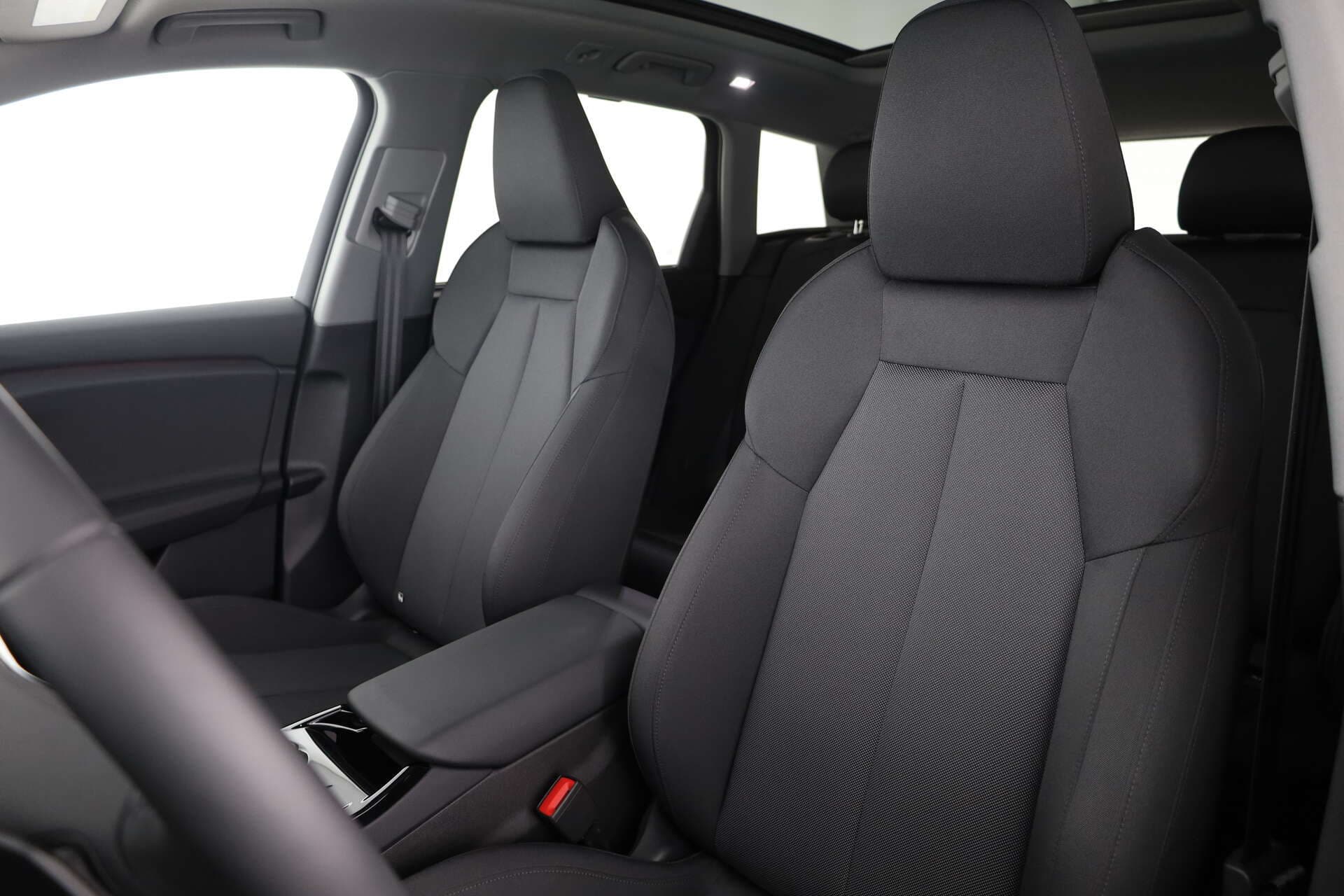 AUDI Q6 SUV, photo 9 sur 17