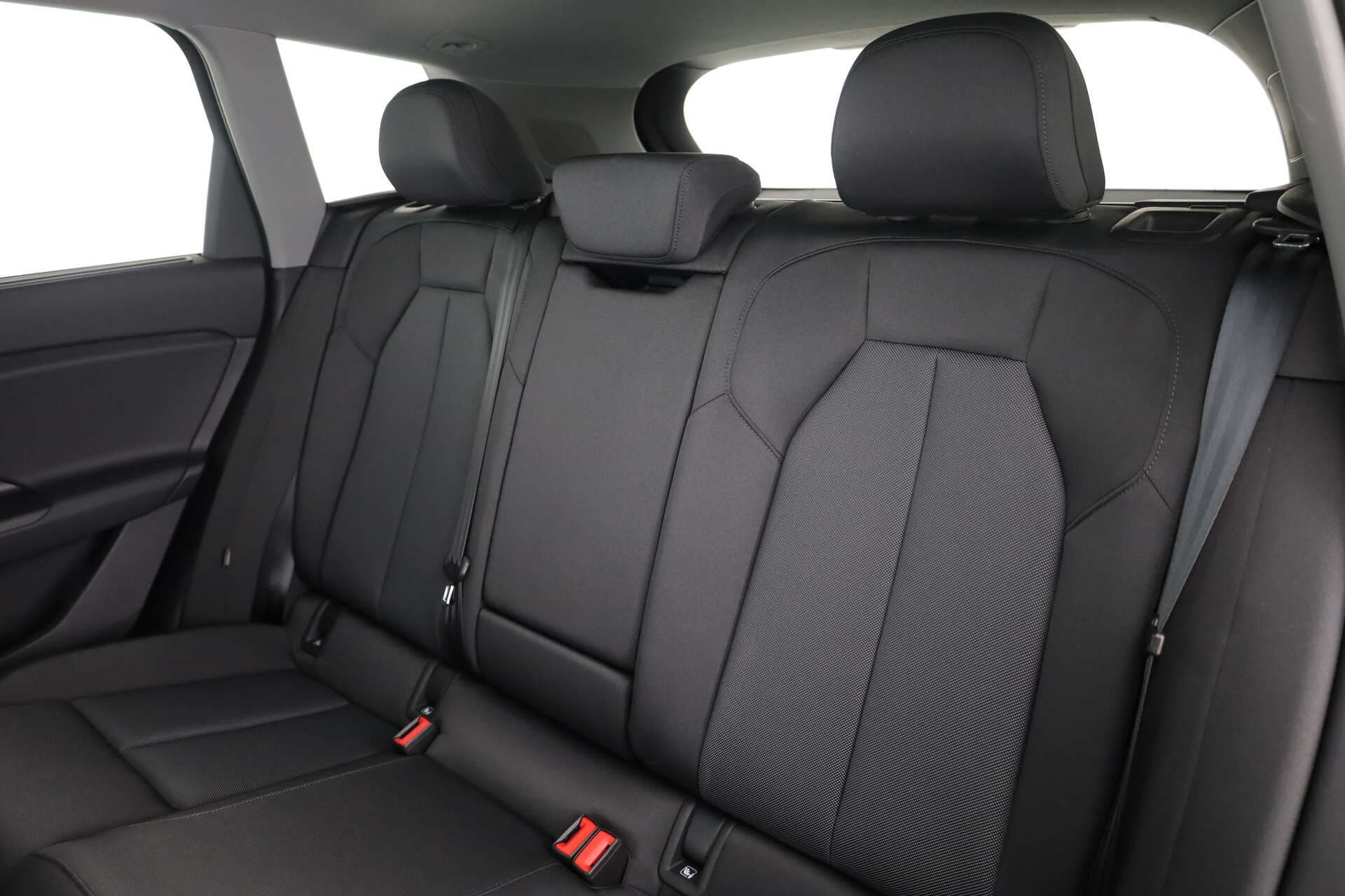 AUDI Q6 SUV, photo 10 sur 17