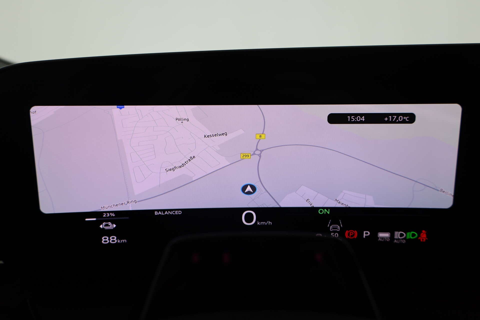 AUDI Q6 SUV, photo 12 sur 17