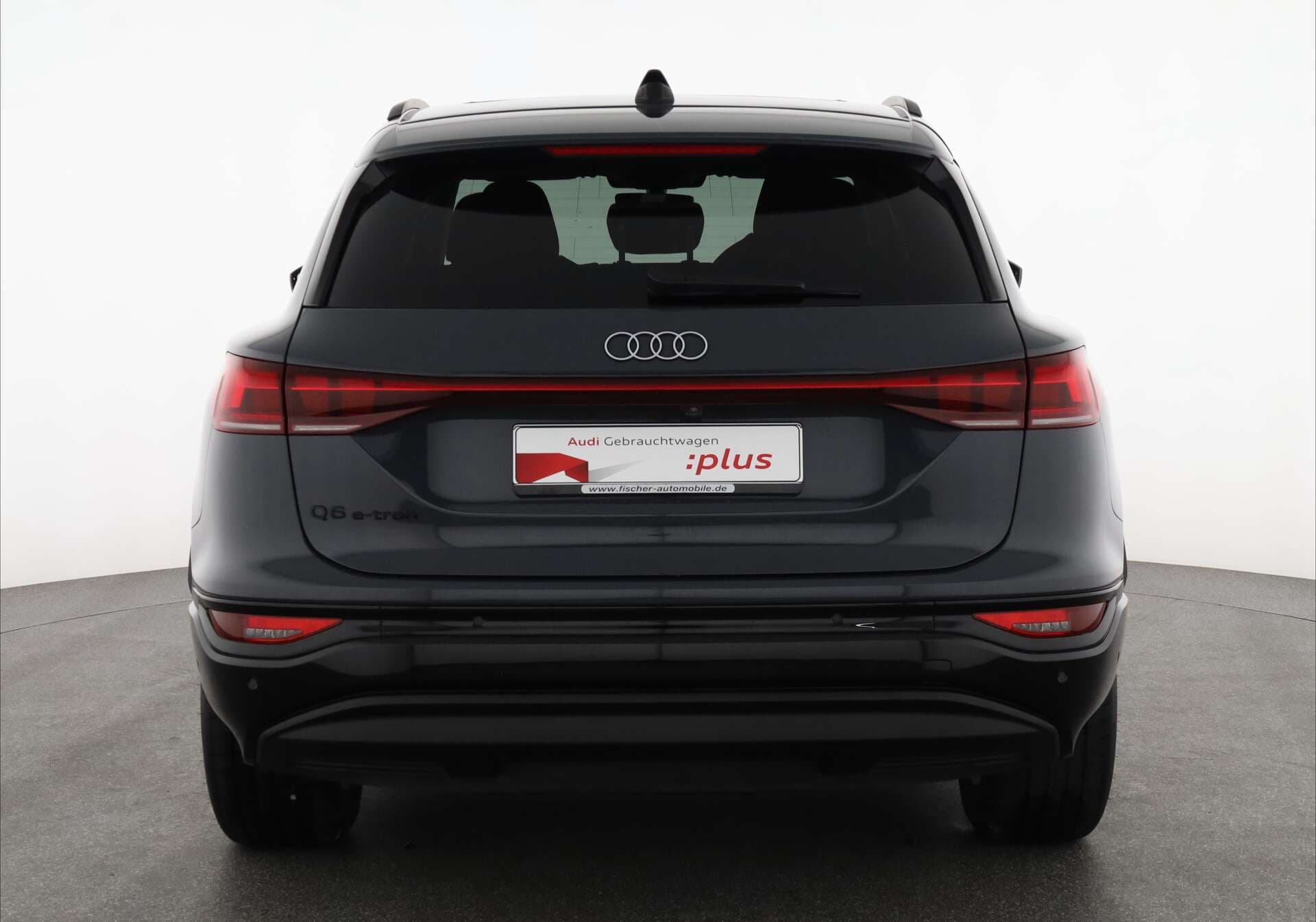 AUDI Q6 SUV, photo 5 sur 17