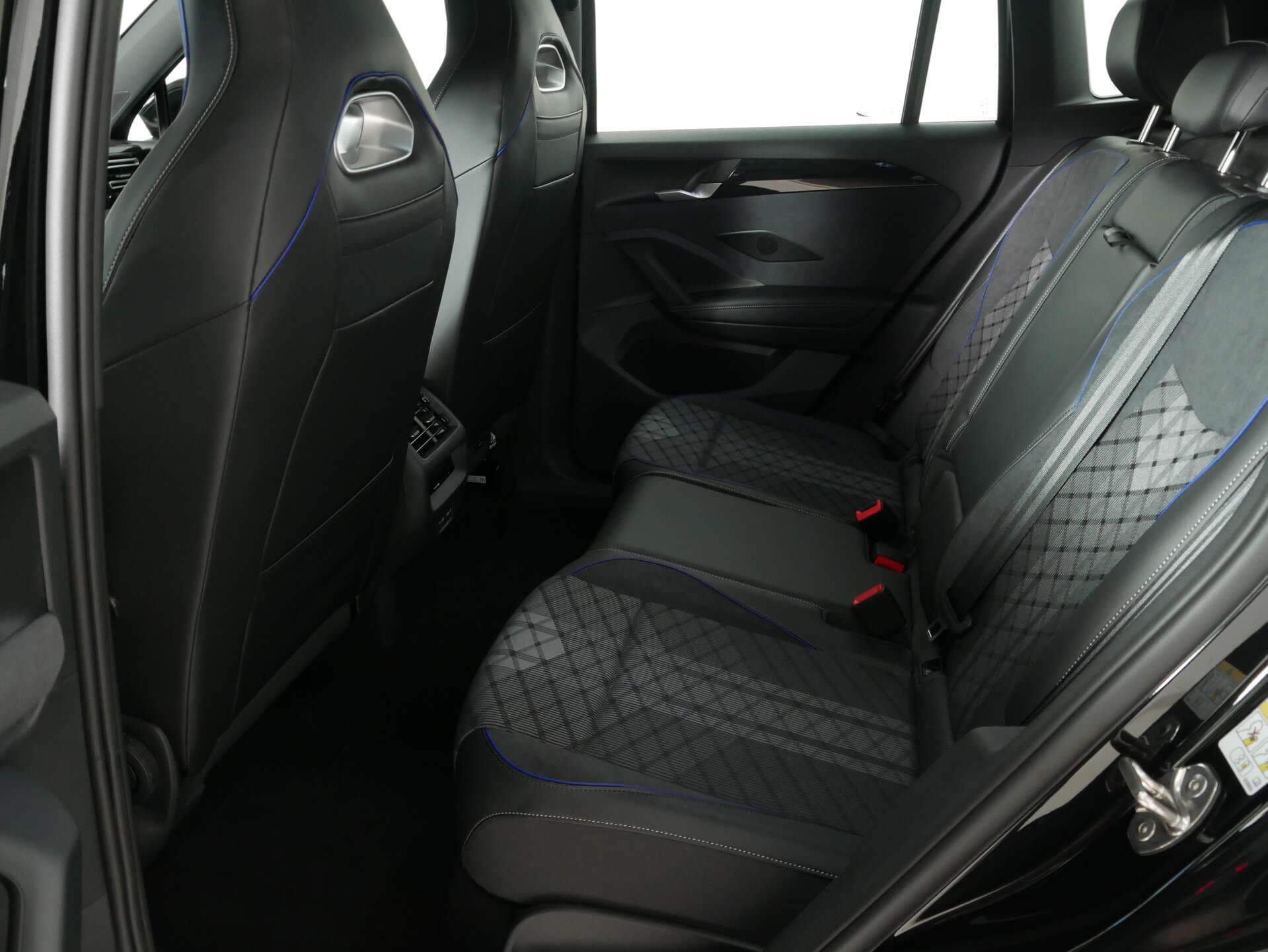 VOLKSWAGEN Tiguan, photo 11 sur 17