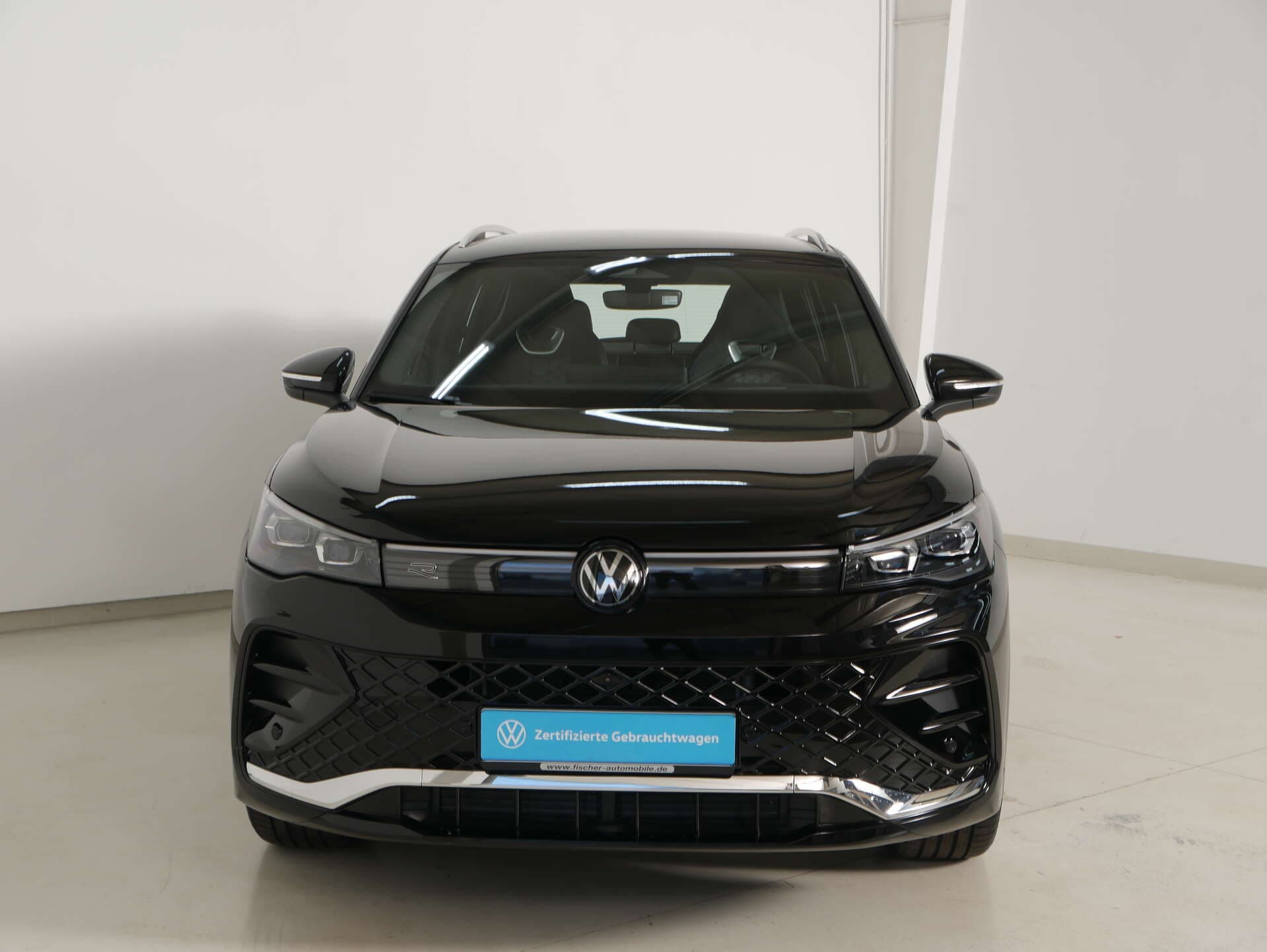 VOLKSWAGEN Tiguan, photo 1 sur 17