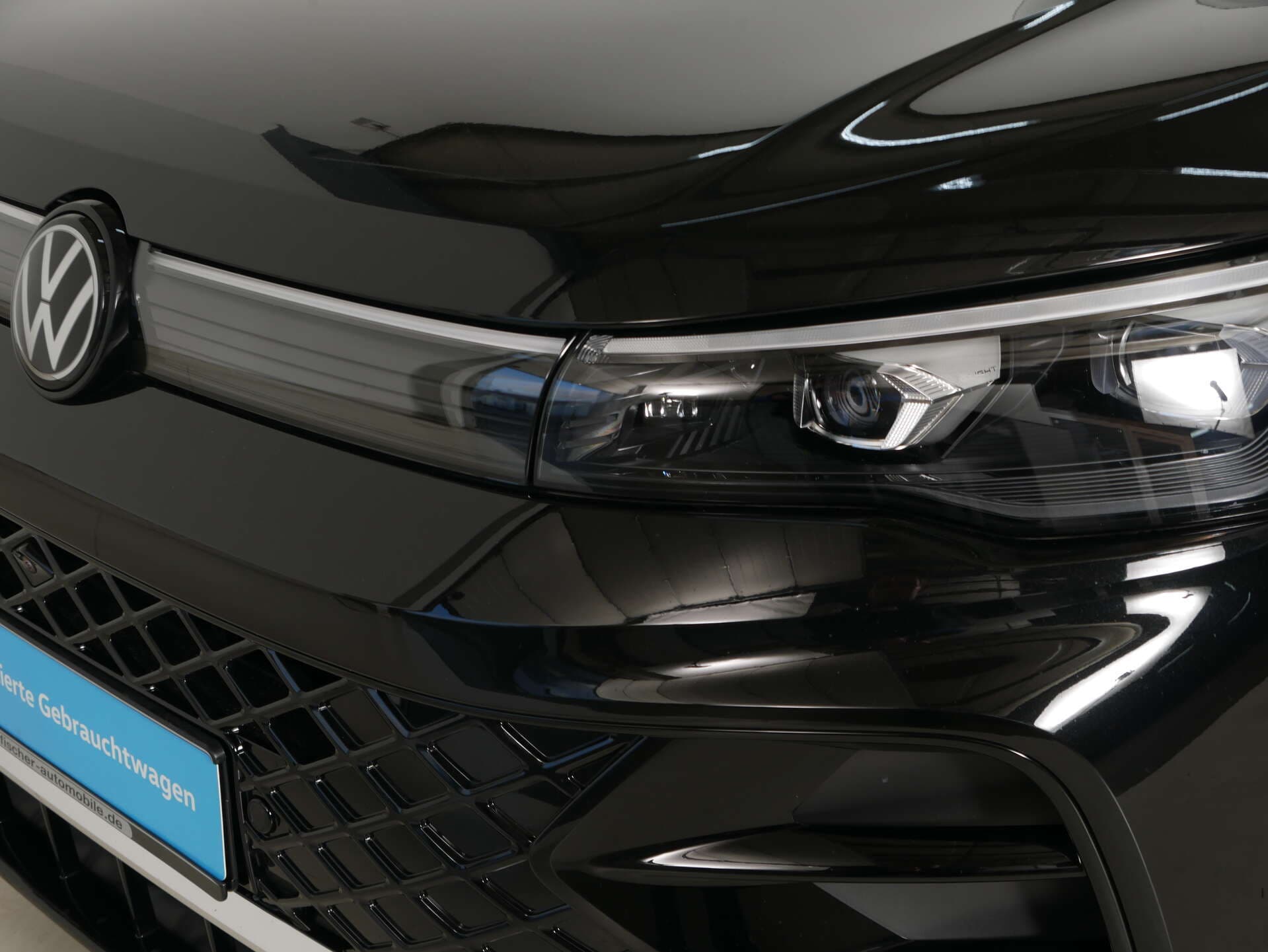 VOLKSWAGEN Tiguan, photo 2 sur 17