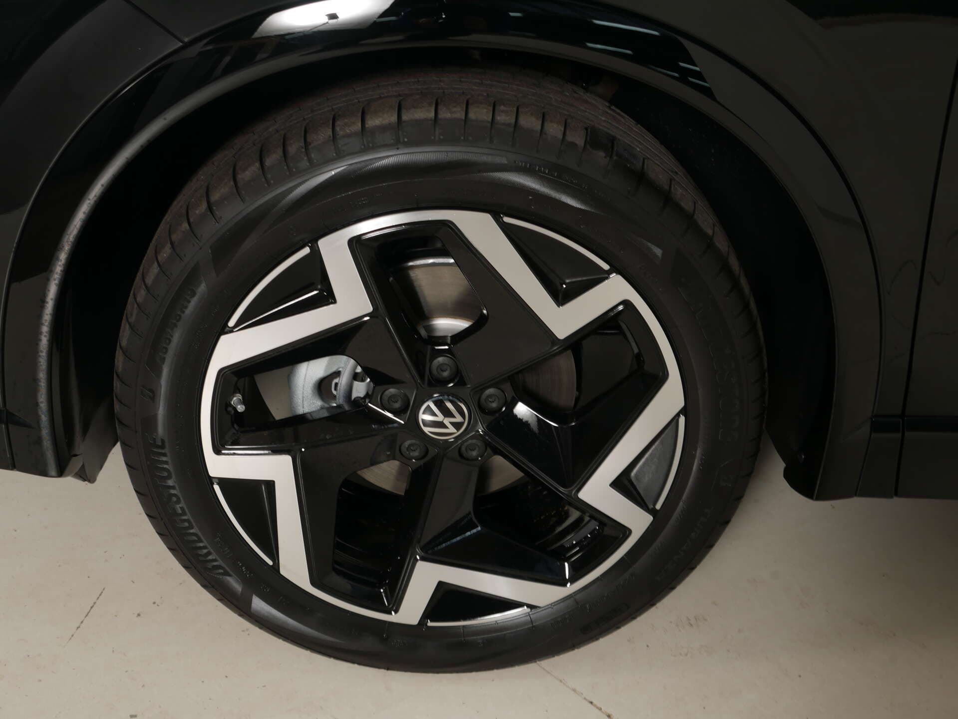 VOLKSWAGEN Tiguan, photo 3 sur 17