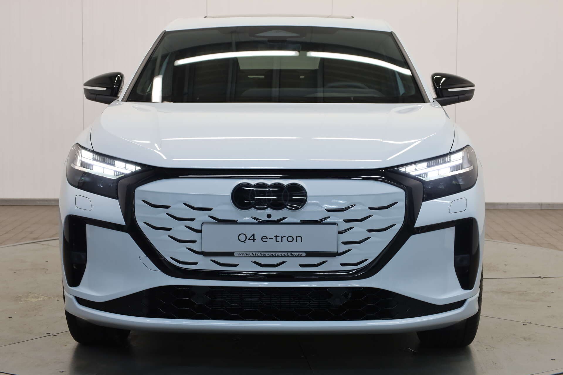 AUDI Q4 e-tron Sportback, photo 2 sur 17
