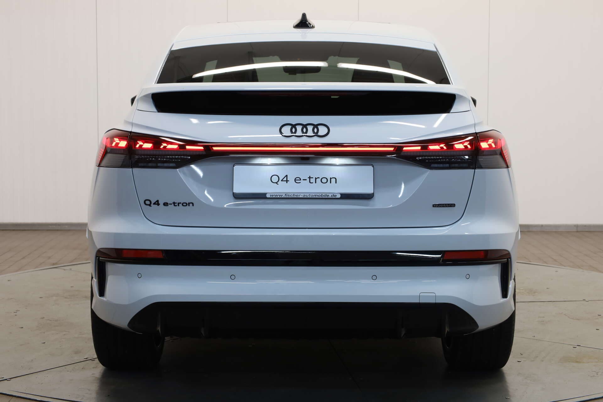 AUDI Q4 e-tron Sportback, photo 5 sur 17