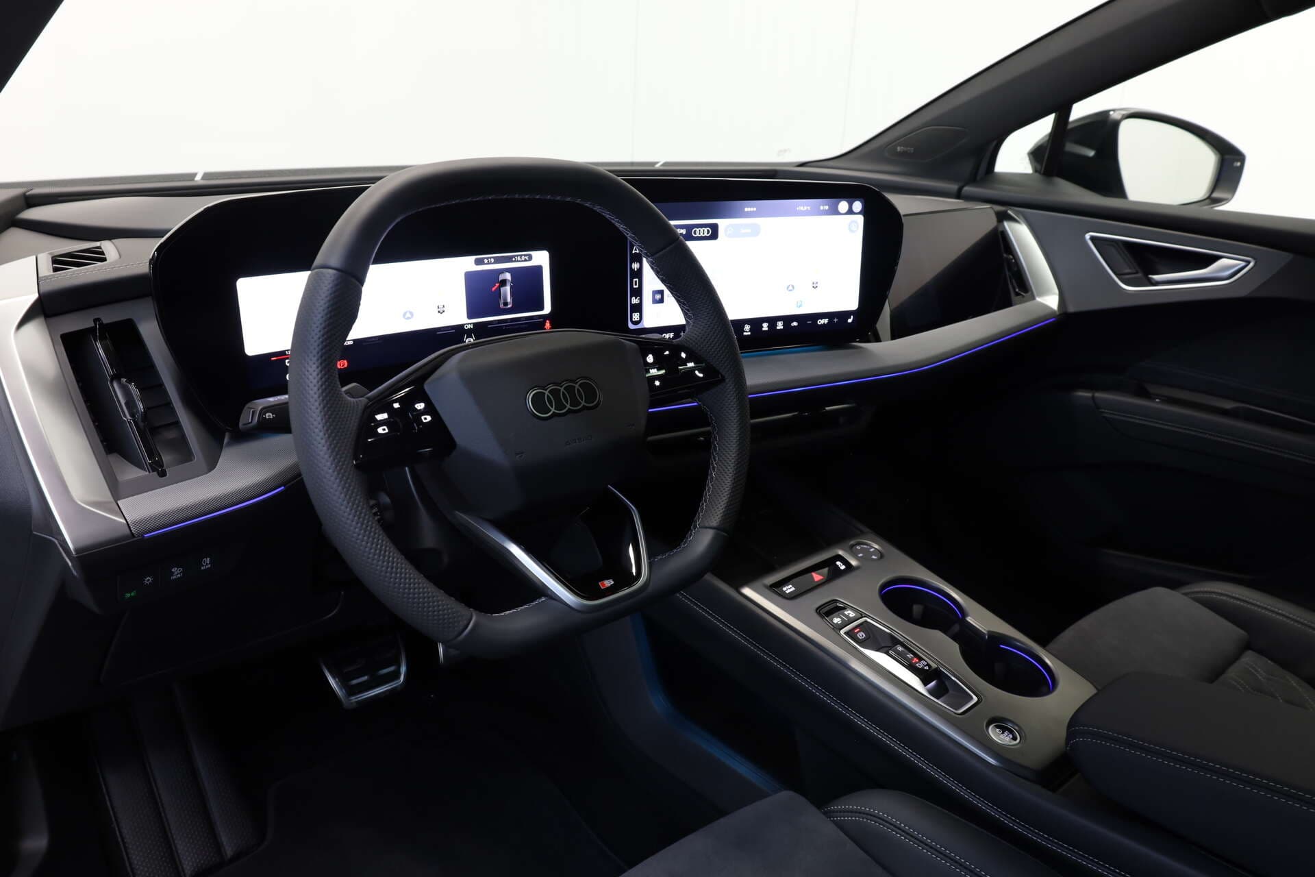 AUDI Q4 e-tron Sportback, photo 8 sur 17