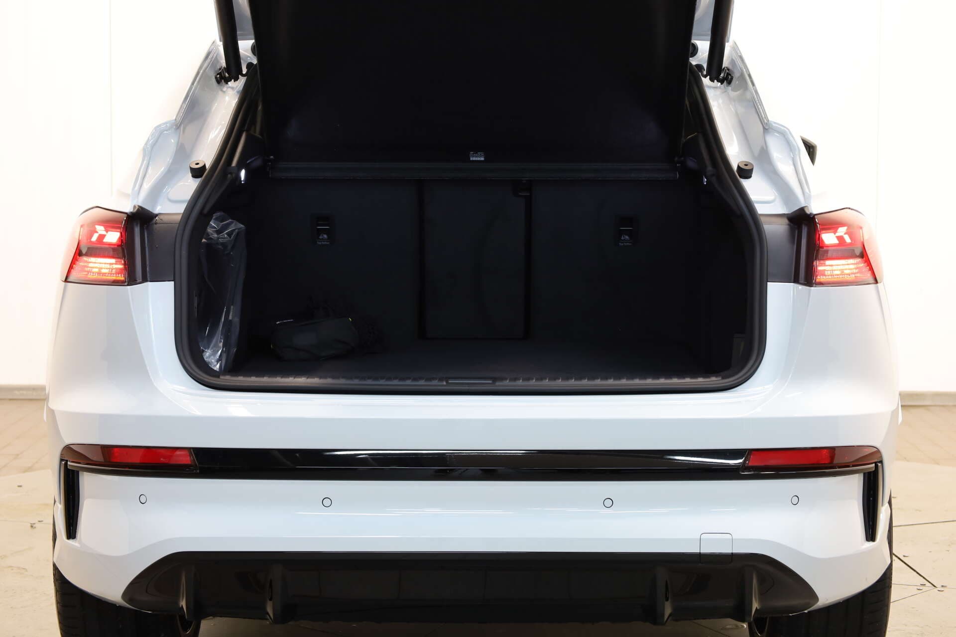 AUDI Q4 e-tron Sportback, photo 11 sur 17