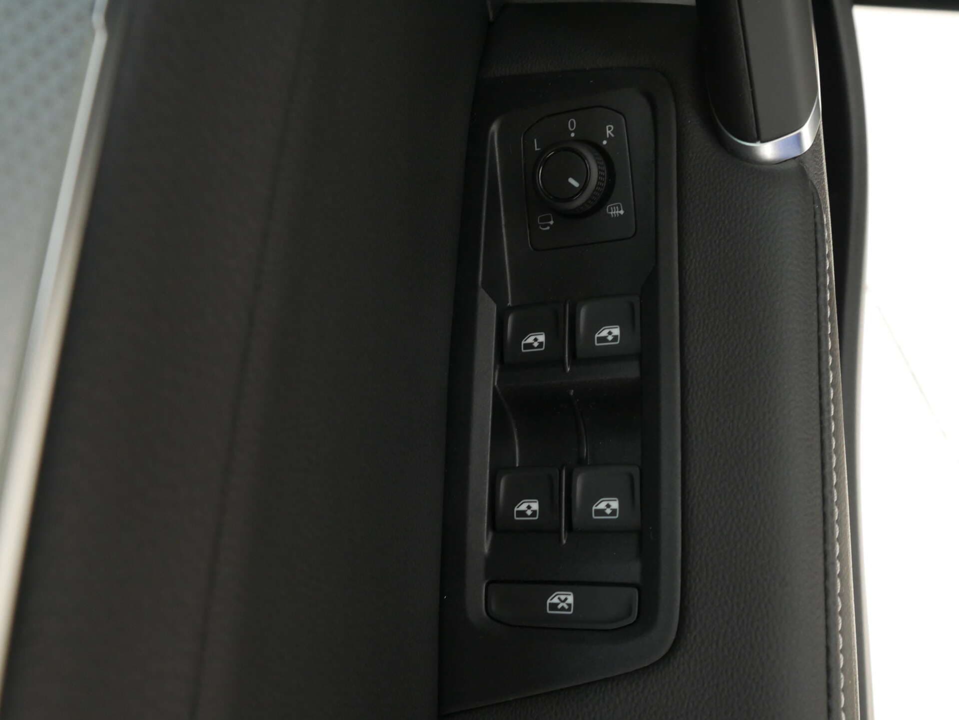 VOLKSWAGEN Touran, photo 15 sur 17