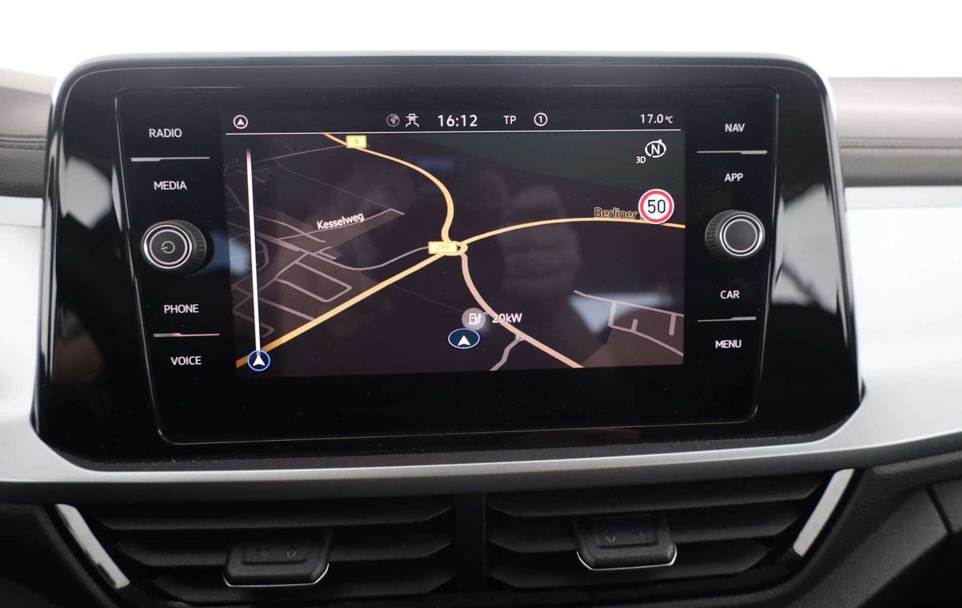 VOLKSWAGEN T-Roc, photo 16 sur 17