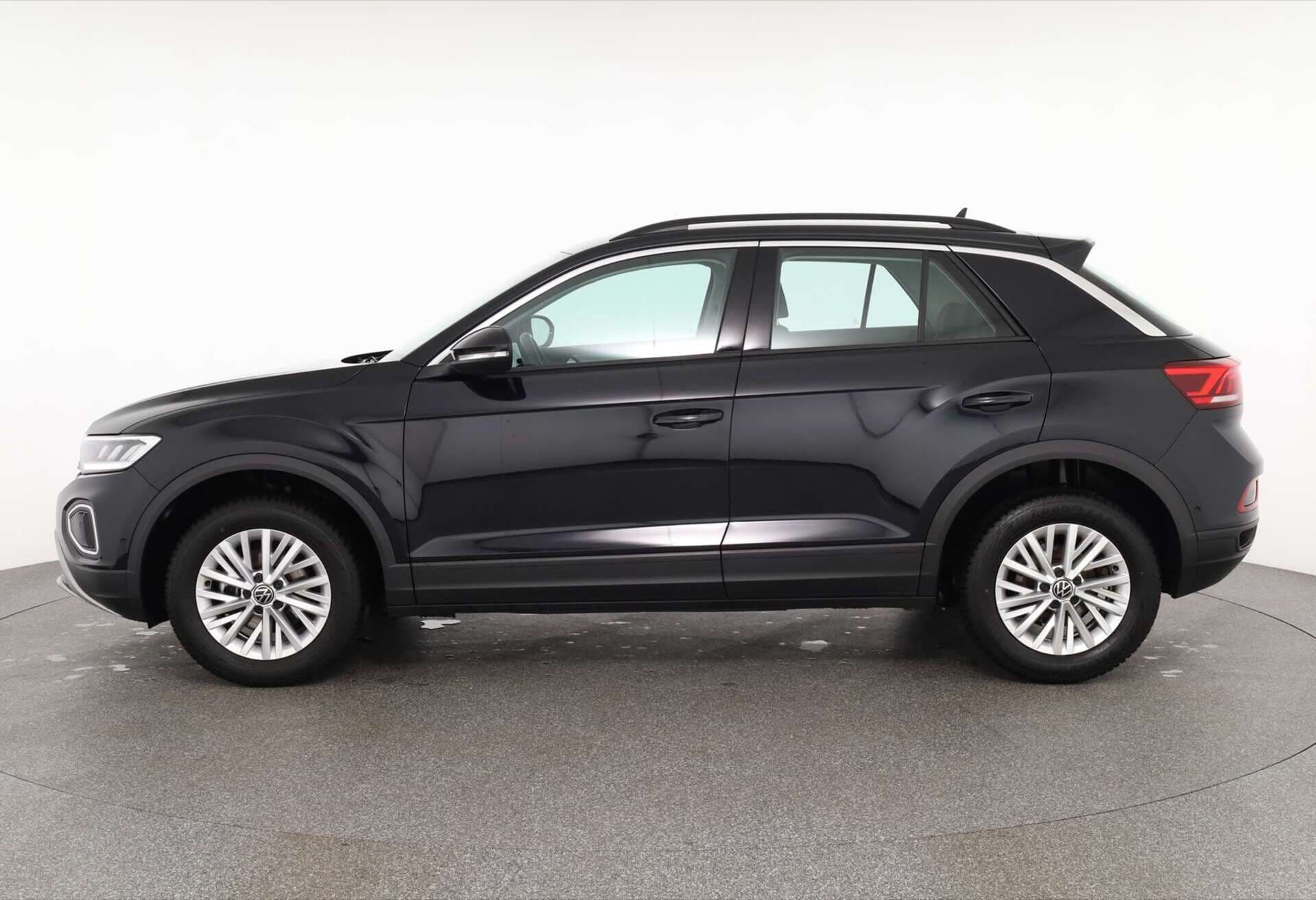 VOLKSWAGEN T-Roc, photo 3 sur 17