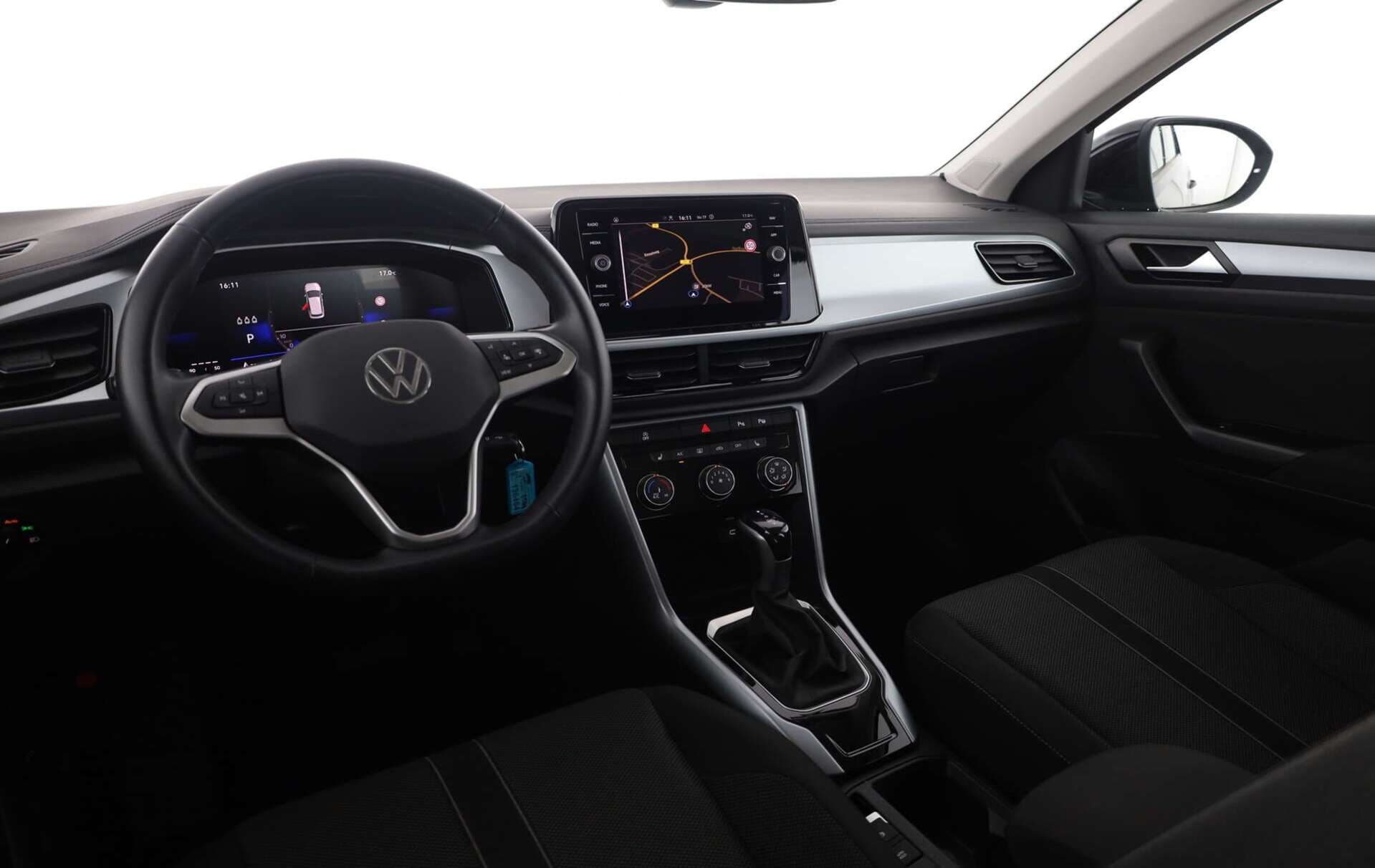 VOLKSWAGEN T-Roc, photo 7 sur 17