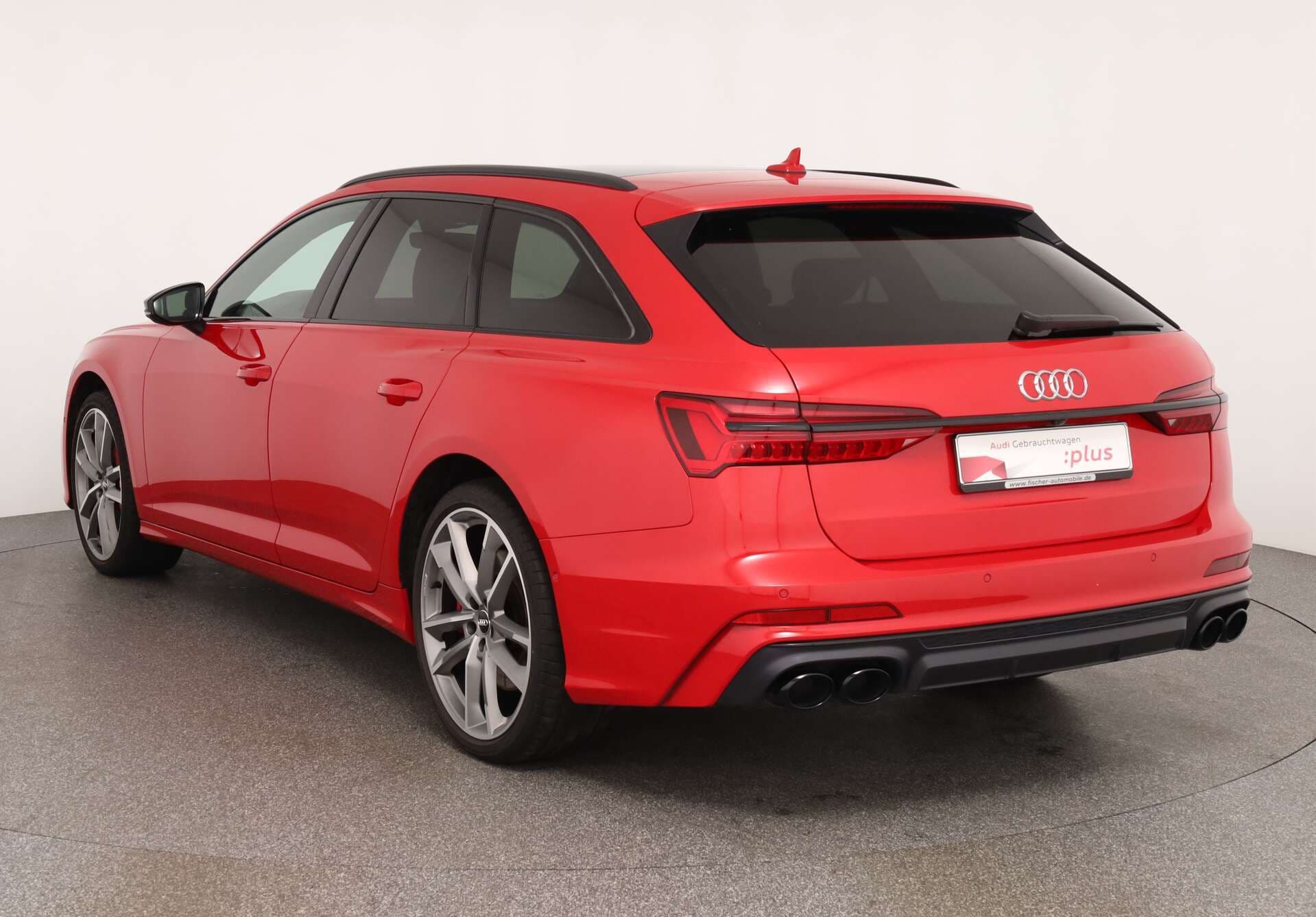 AUDI S6 Avant, photo 2 sur 17
