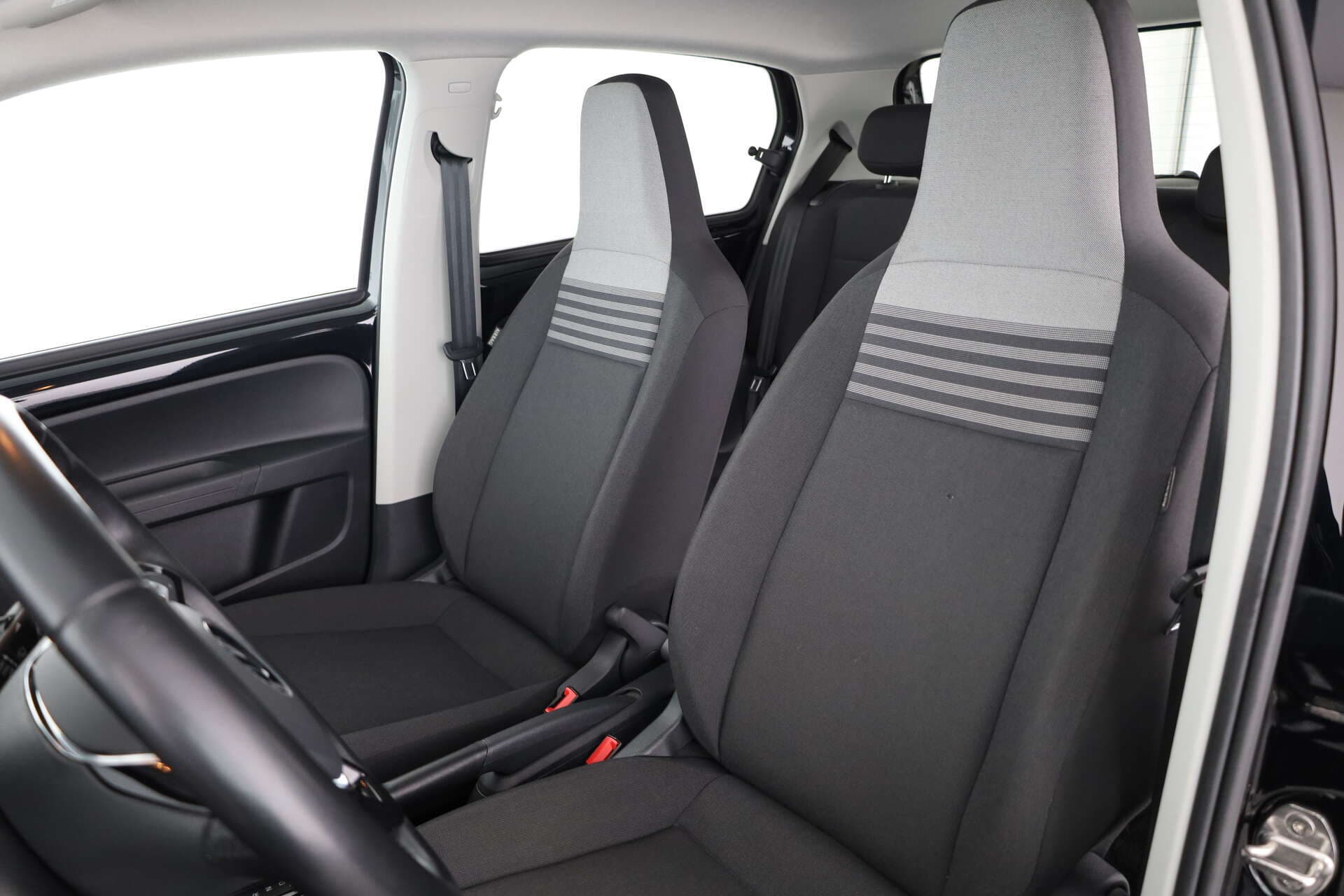 VOLKSWAGEN e-Up!, photo 10 sur 17