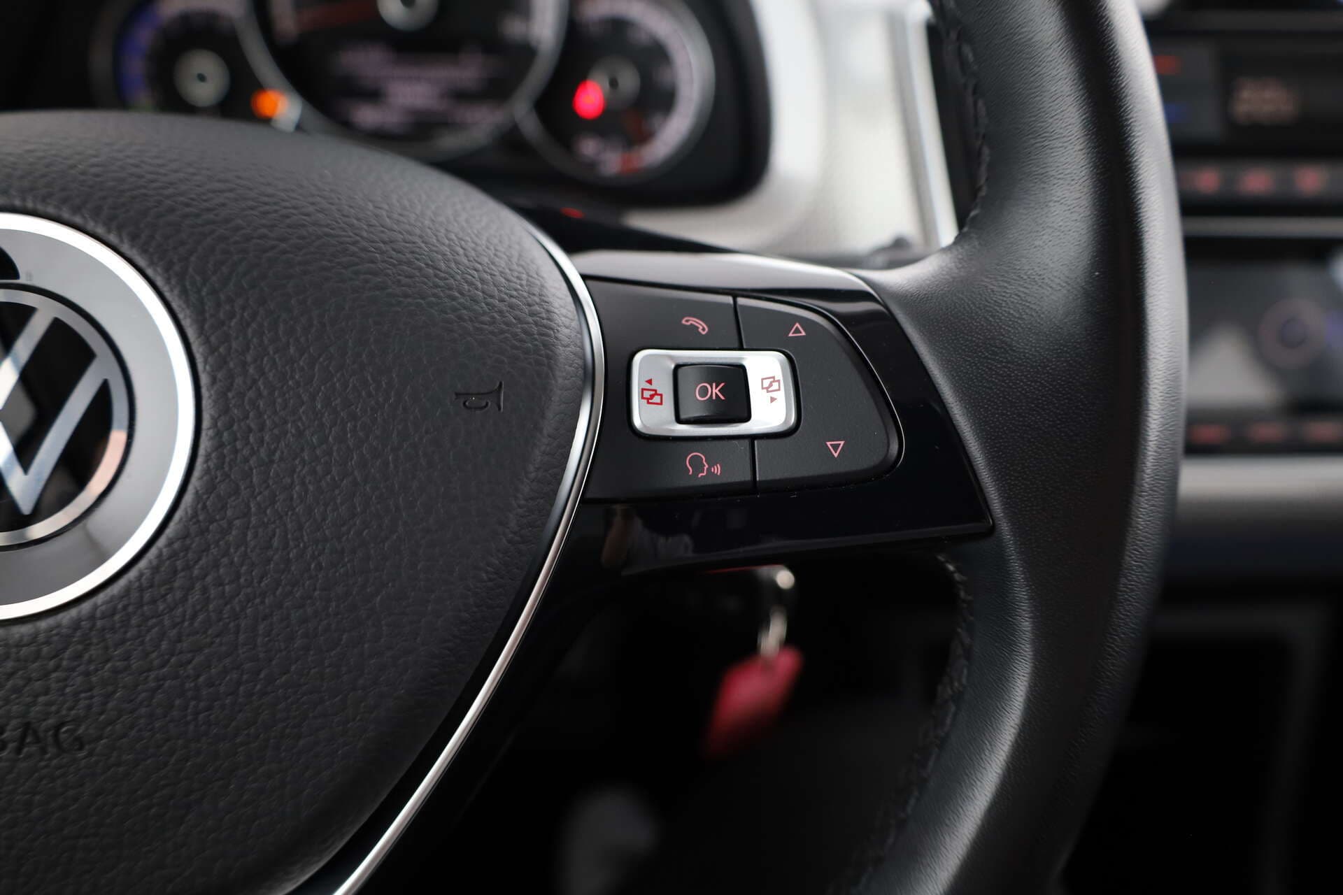 VOLKSWAGEN e-Up!, photo 16 sur 17