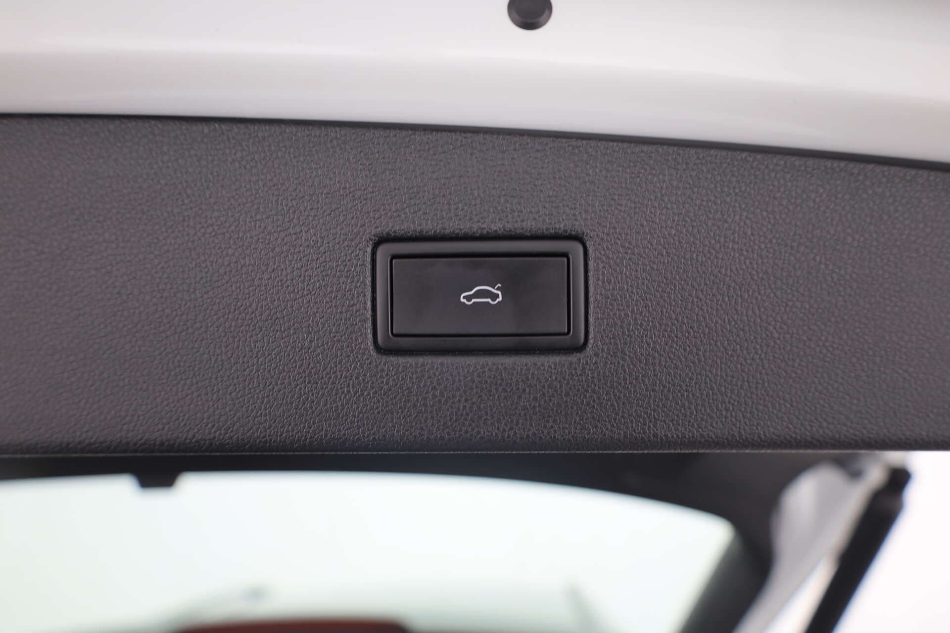 VOLKSWAGEN Tiguan, photo 15 sur 17