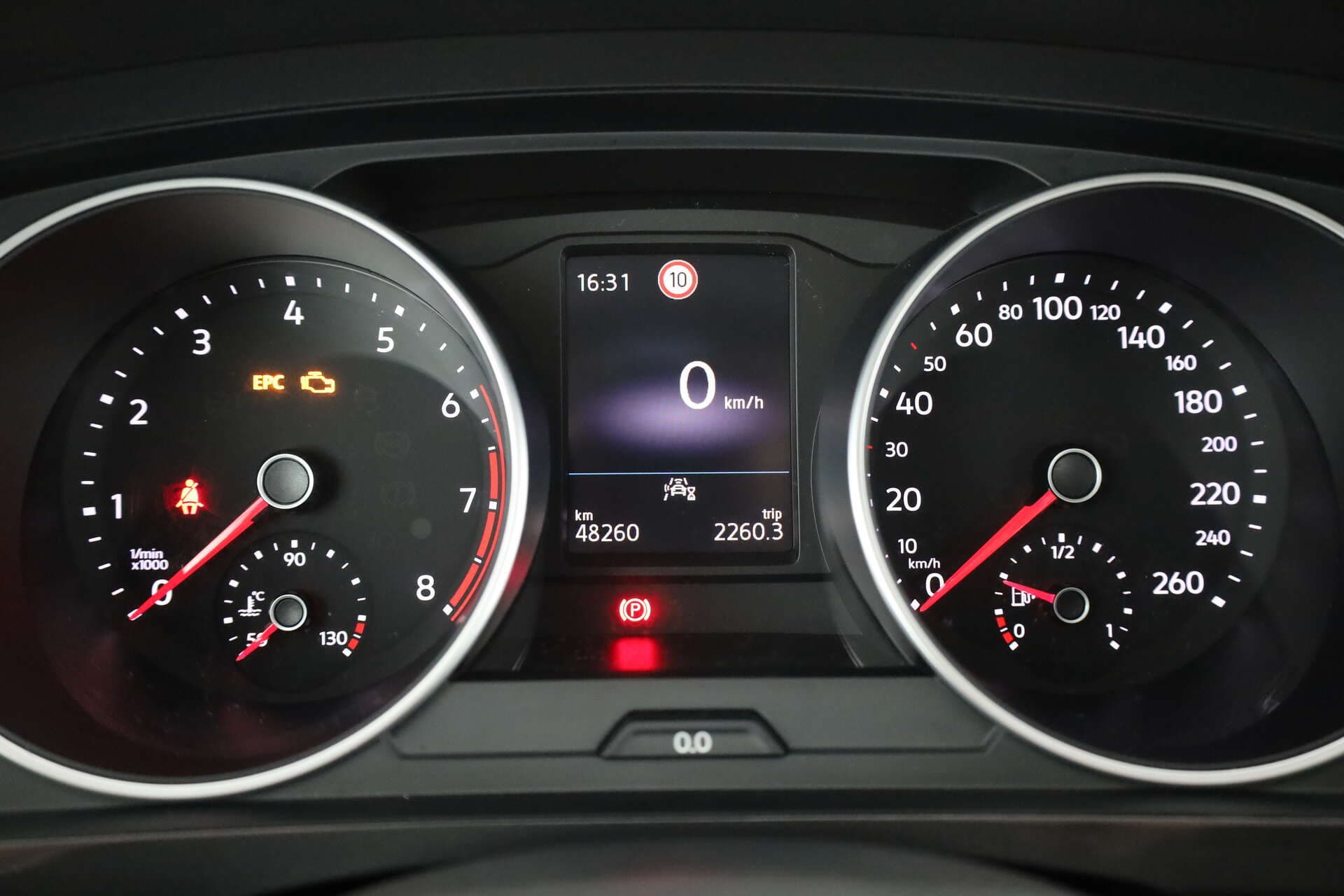 VOLKSWAGEN Tiguan, photo 16 sur 17