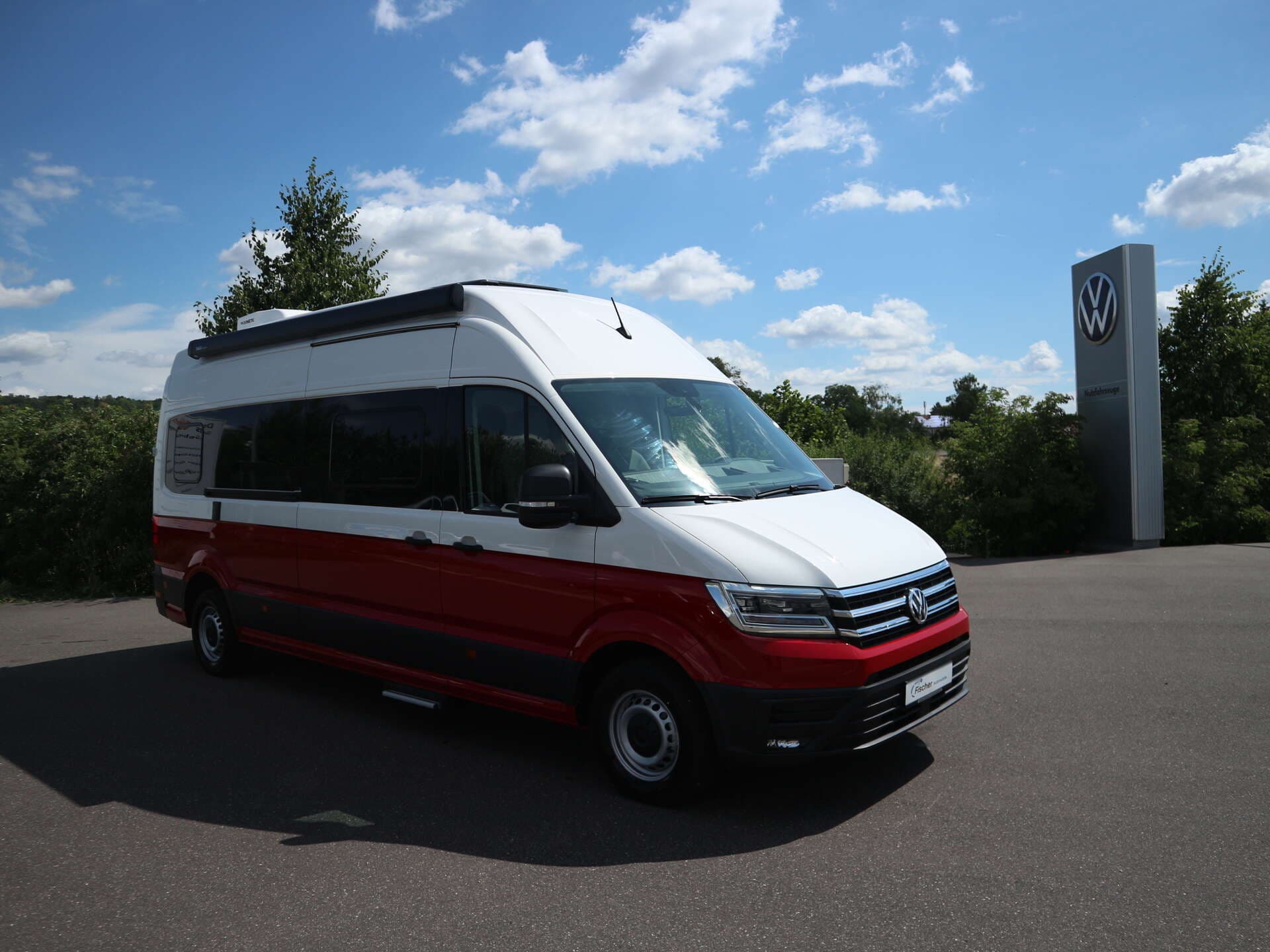 VOLKSWAGEN NUTZFAHRZEUGE Grand California, photo 1 sur 17