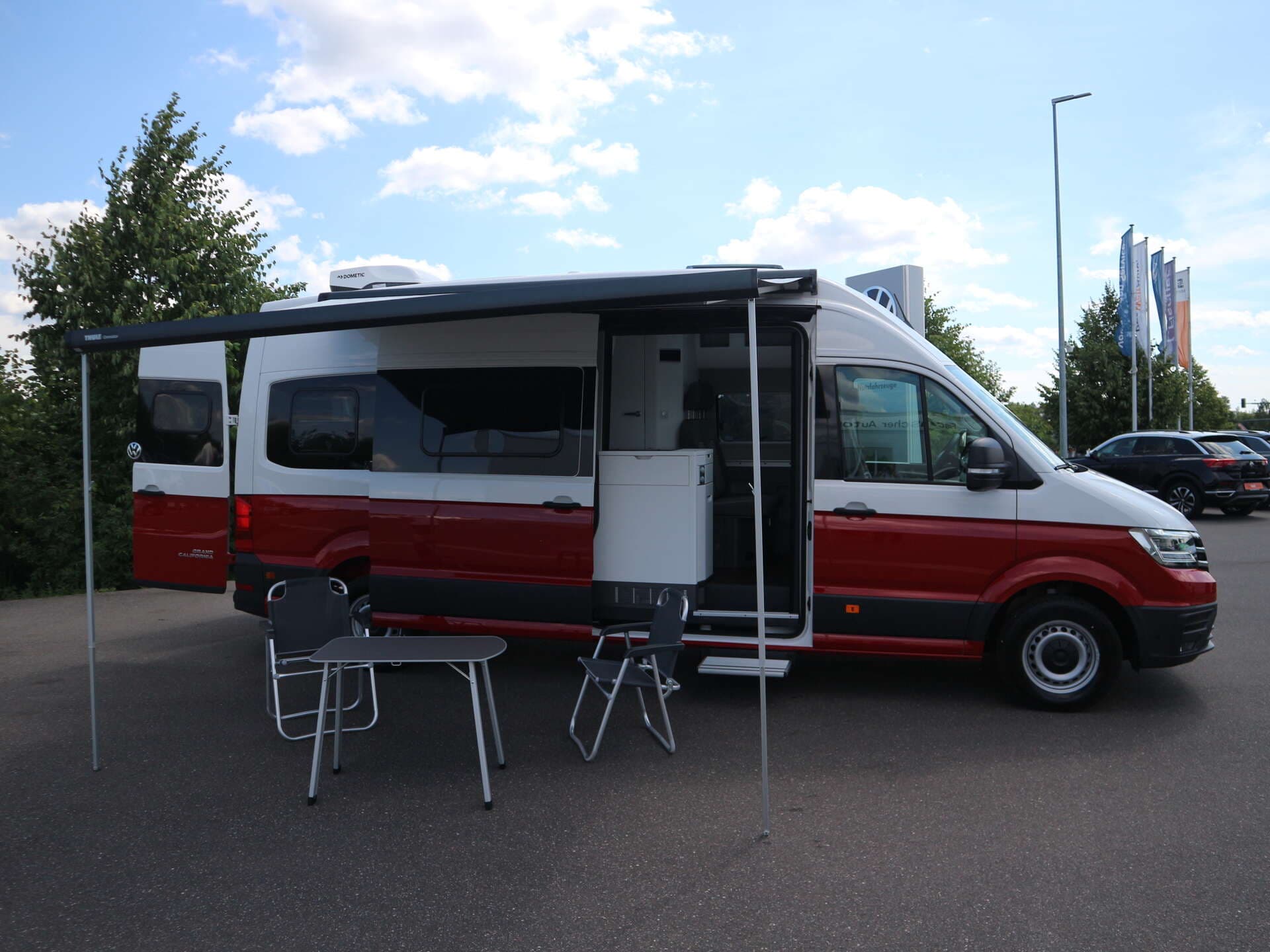 VOLKSWAGEN NUTZFAHRZEUGE Grand California, photo 5 sur 17