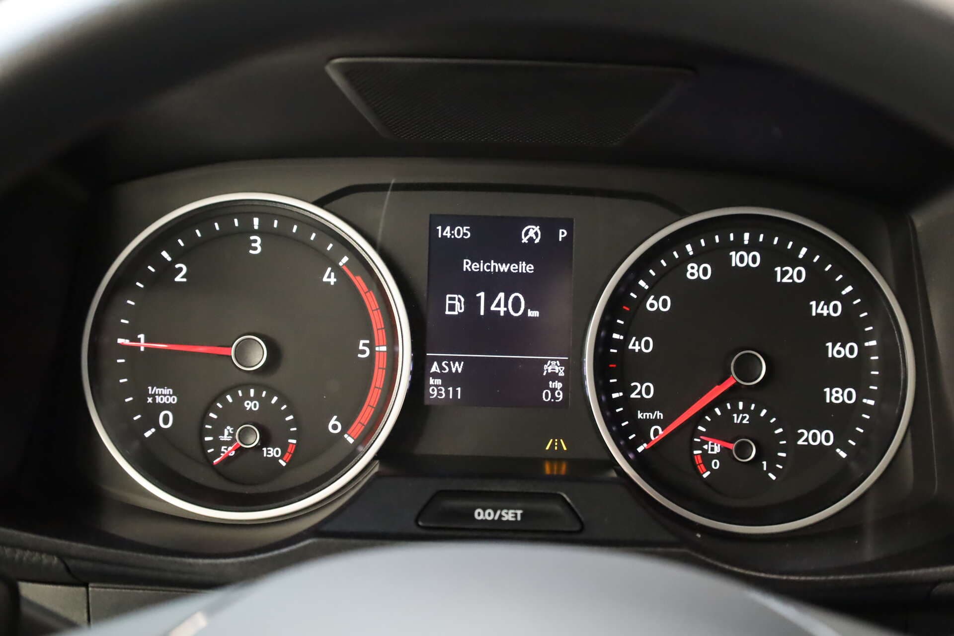VOLKSWAGEN NUTZFAHRZEUGE Grand California, photo 14 sur 17