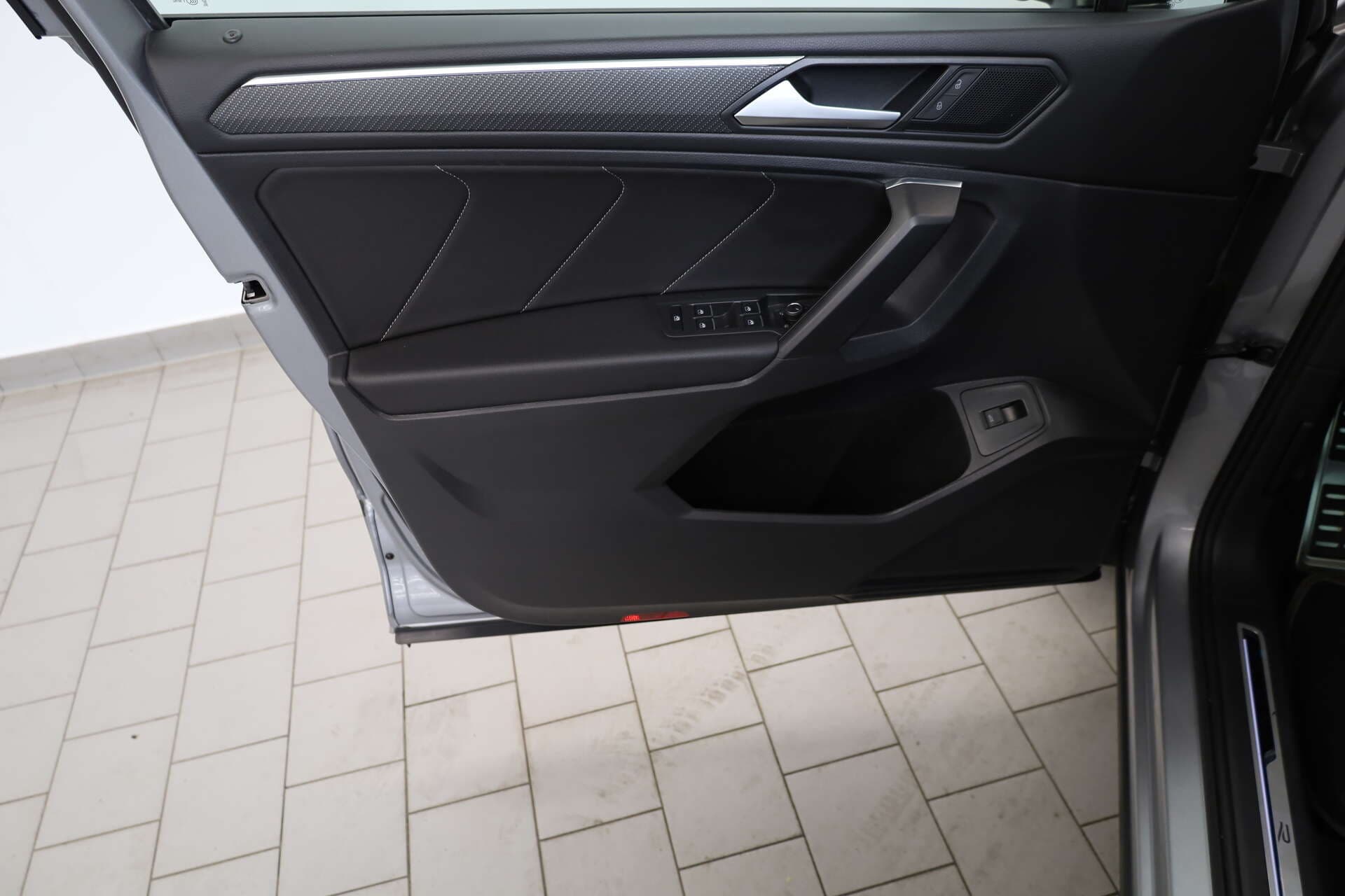 VOLKSWAGEN Tiguan Allspace, photo 13 sur 17