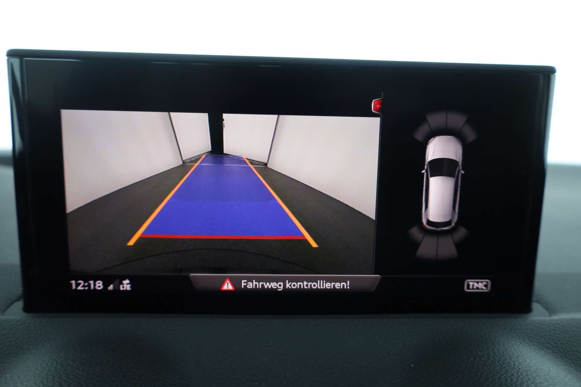 AUDI SQ2, photo 15 sur 17