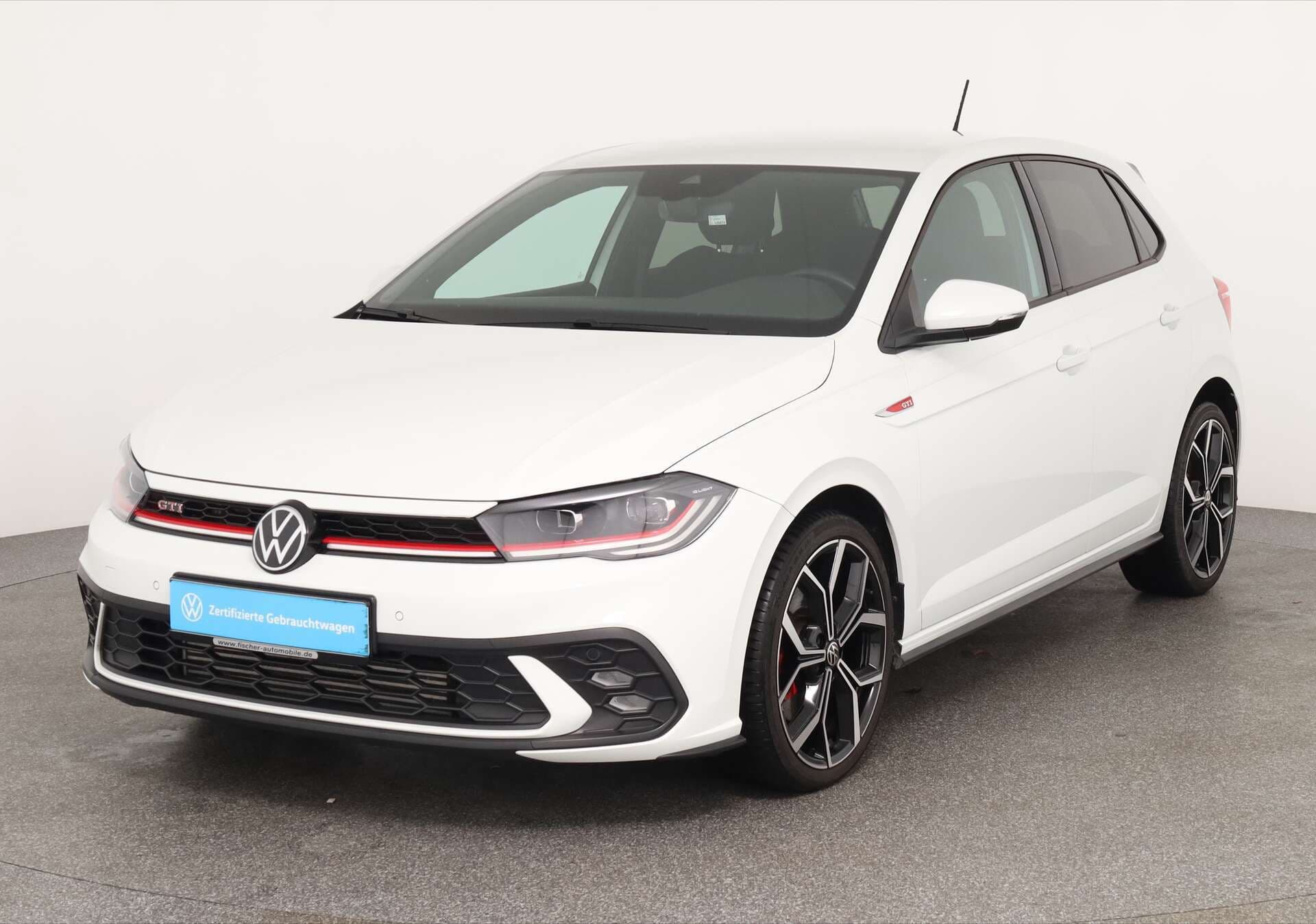 VOLKSWAGEN Polo, photo 1 sur 17