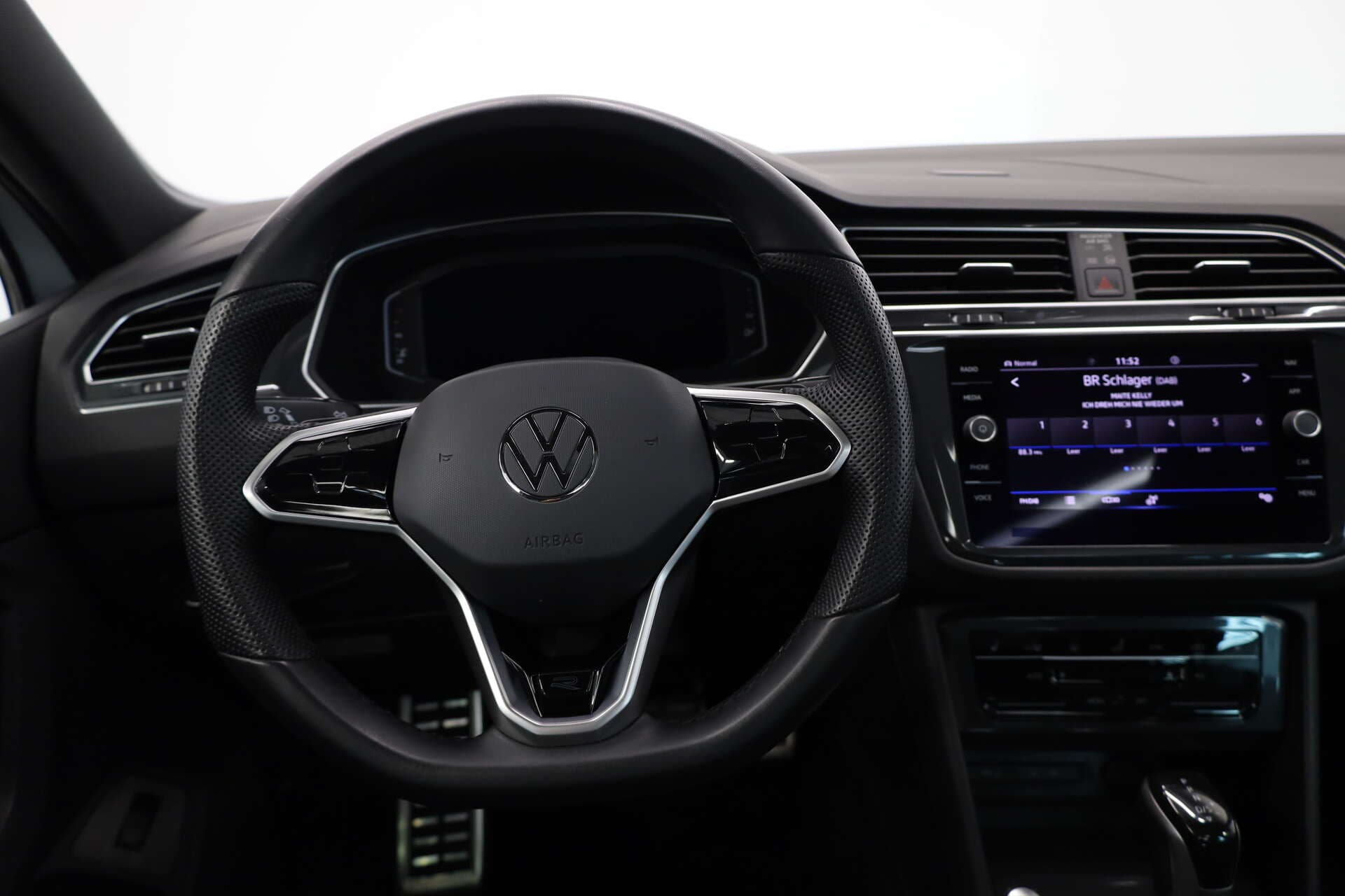 VOLKSWAGEN Tiguan, photo 7 sur 17