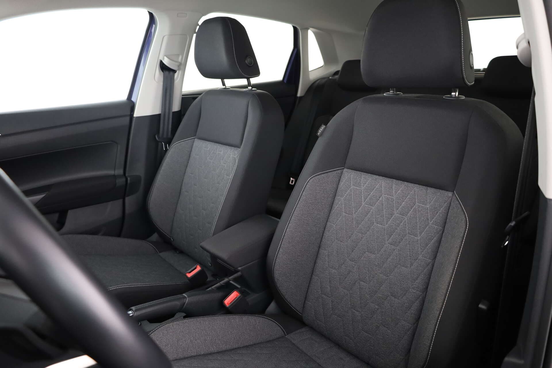 VOLKSWAGEN Polo, photo 9 sur 17