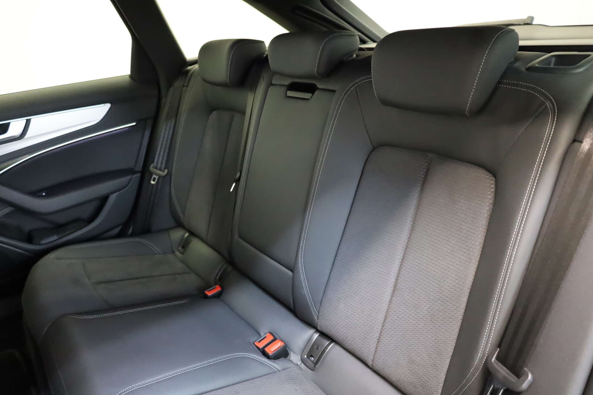 AUDI A6 Avant, photo 10 sur 17