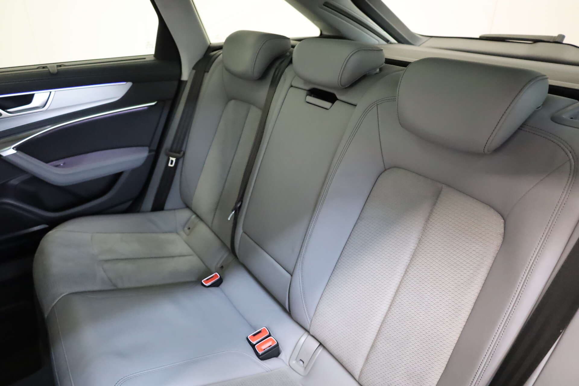 AUDI S6 Avant, photo 10 sur 17